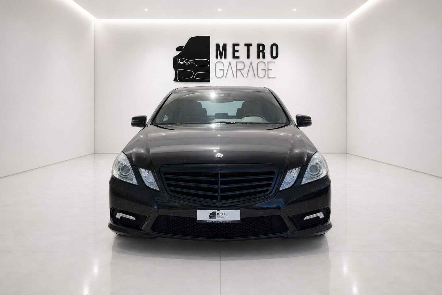 MERCEDES-BENZ E 350 CGI BlueEfficiency Avantgarde 7G-Tronic-image-7