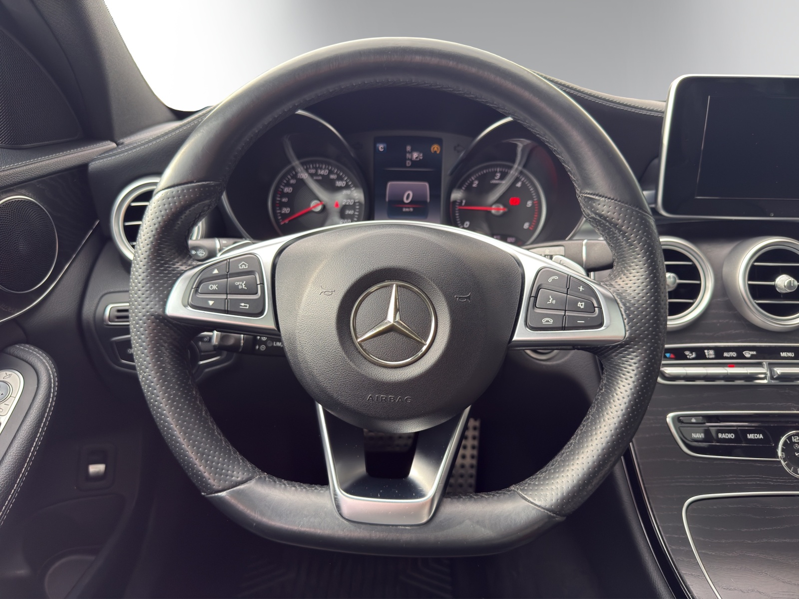 MERCEDES-BENZ C 250 BlueTEC AMG Line 4M-image-12