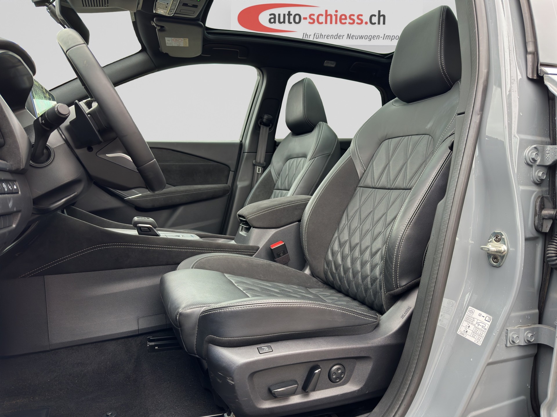 NISSAN Qashqai 1.3 DIG-T MHEV Tekna+ Xtronic-image-5