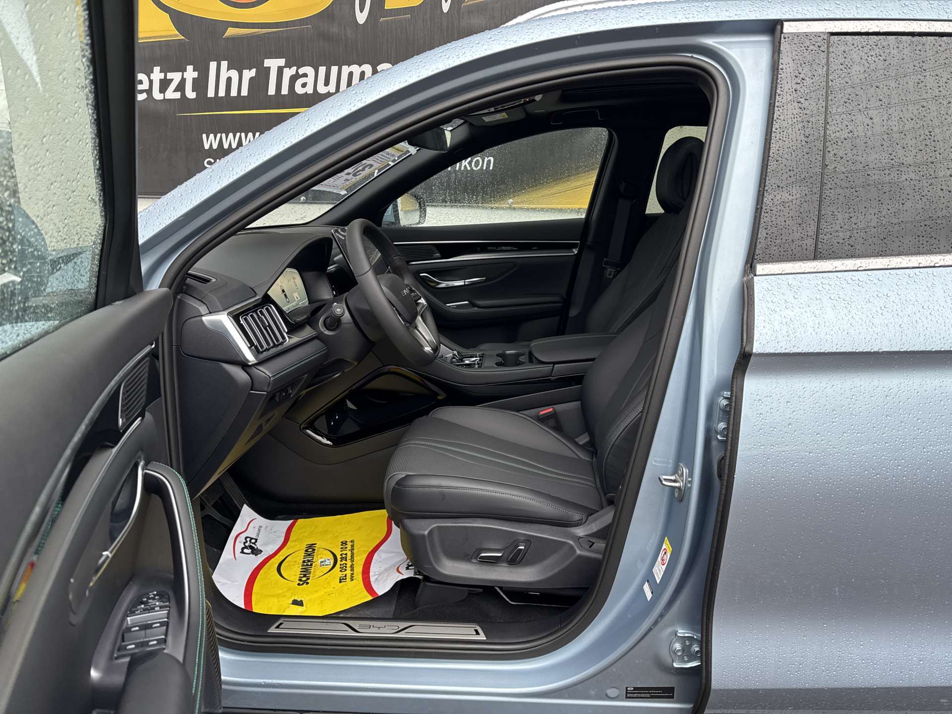 BYD Seal U DM-i PHEV Design AWD 324PS Automat-image-6