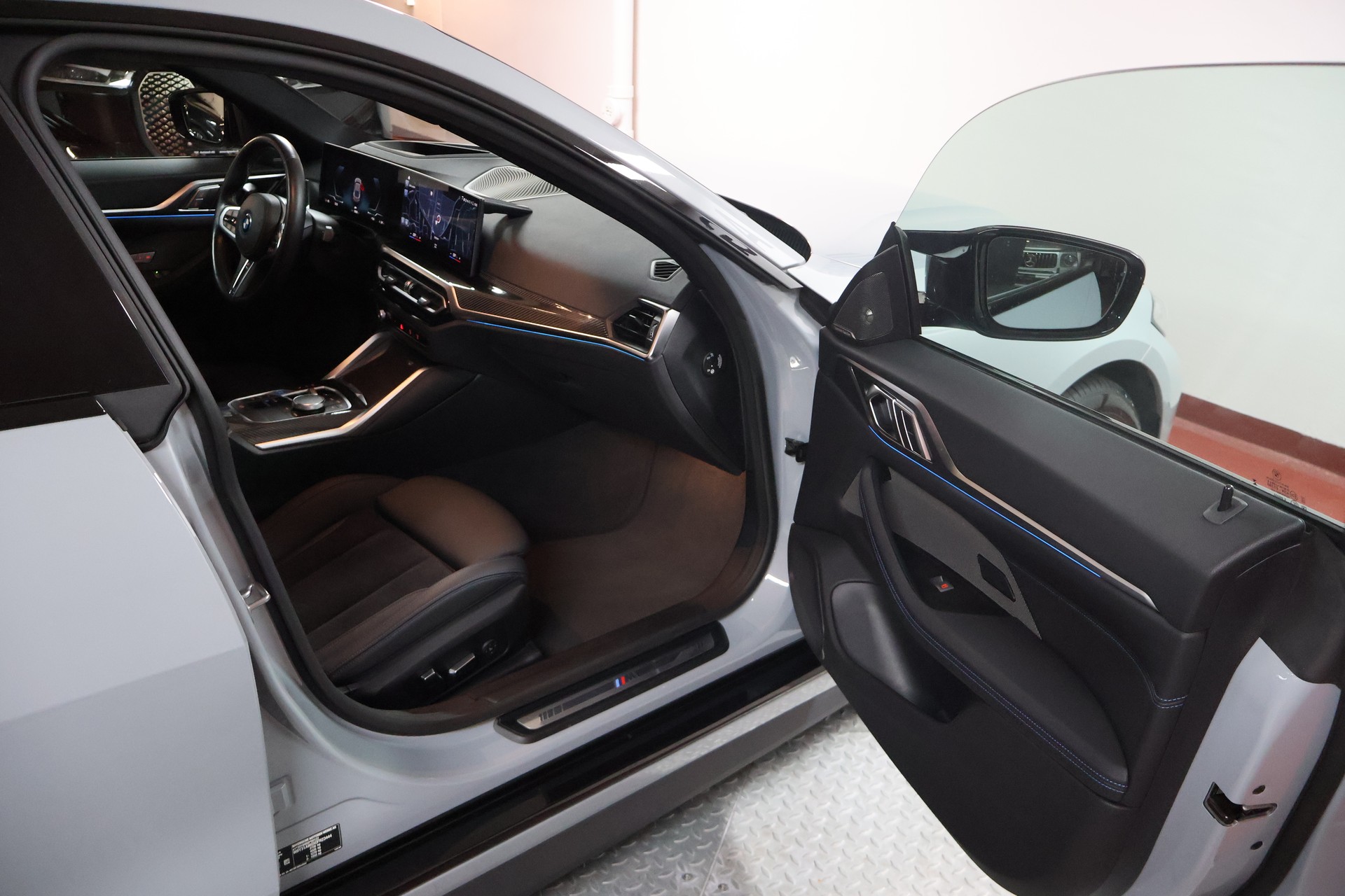 BMW i4 M50 M Sport Pro-image-14