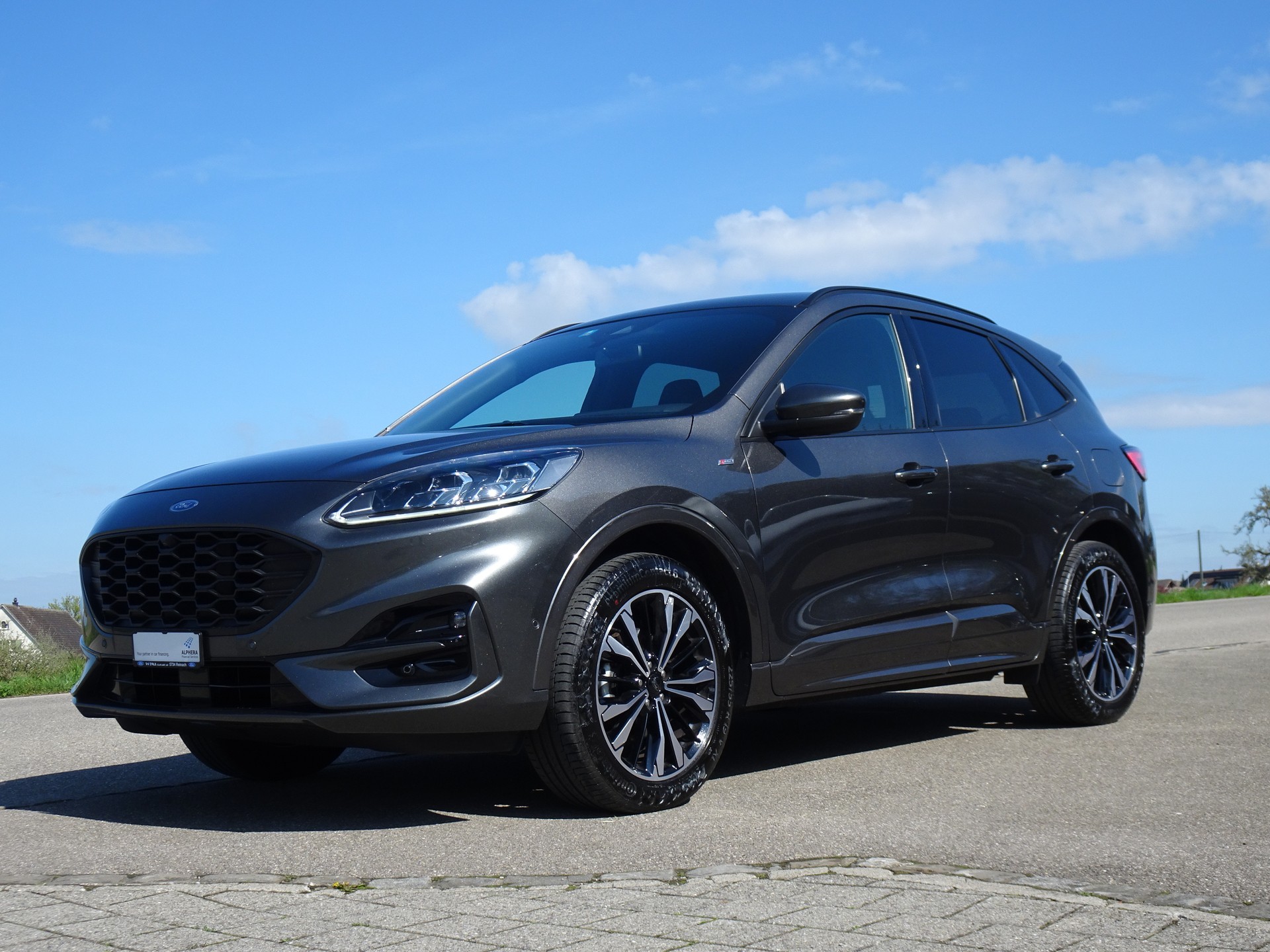 FORD Kuga 2.5 FHEV ST-Line X 4WD-image-0