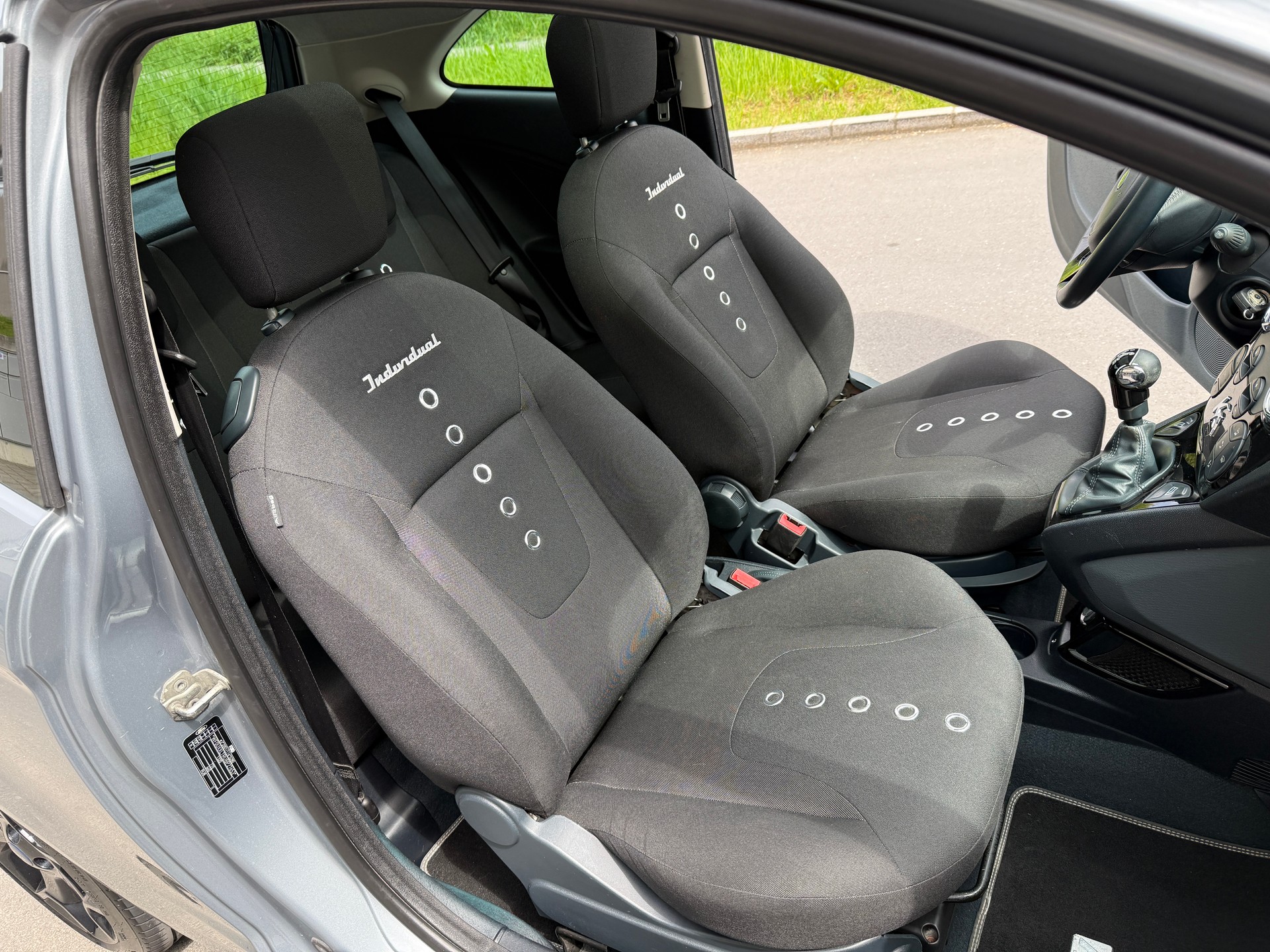 FORD Ka 1.25 Individual-image-14