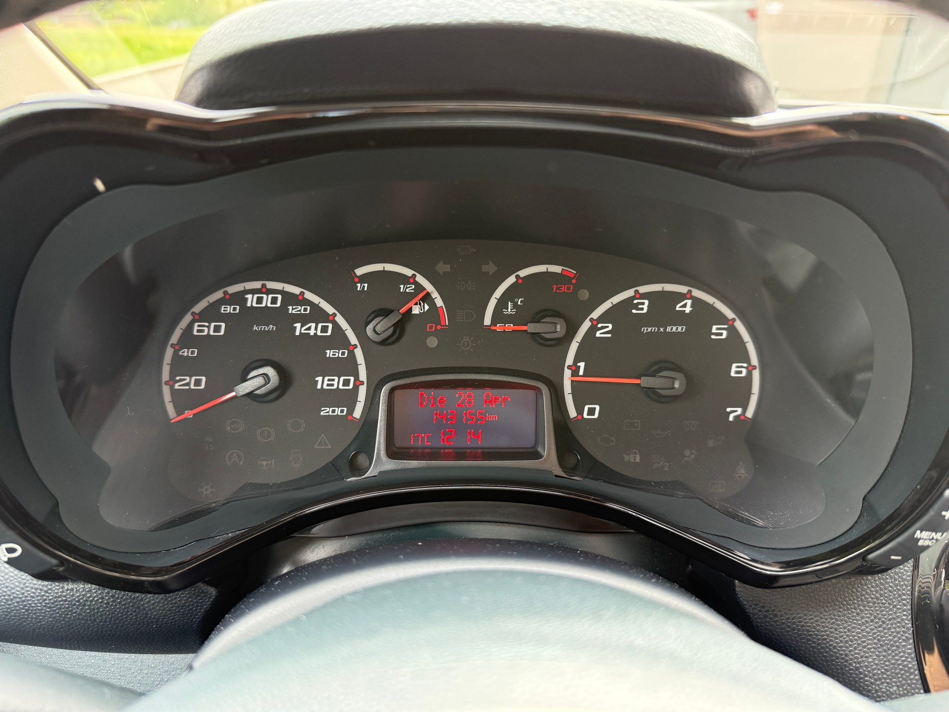 FORD Ka 1.25 Individual-image-10