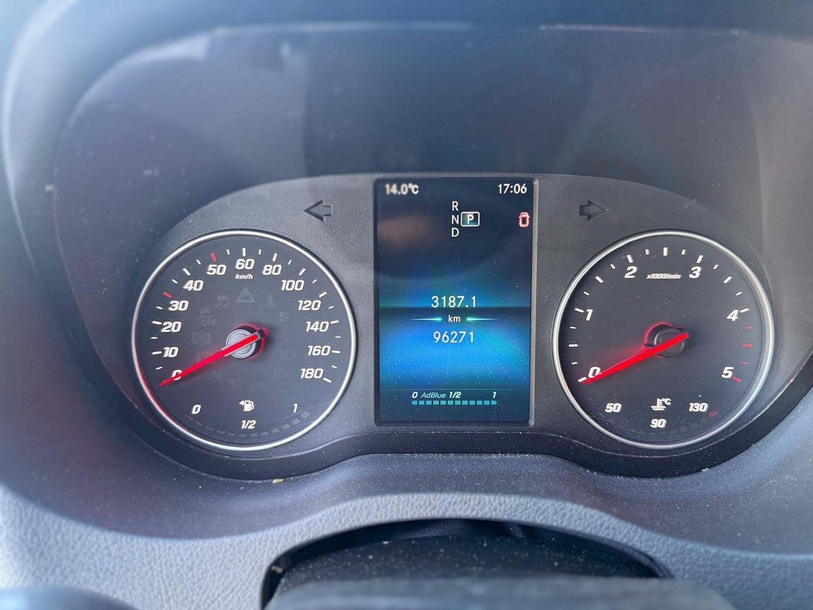 MERCEDES-BENZ Sprinter 315 CDI Standard Worker 9G-TRONIC FWD-showroom-element-2
