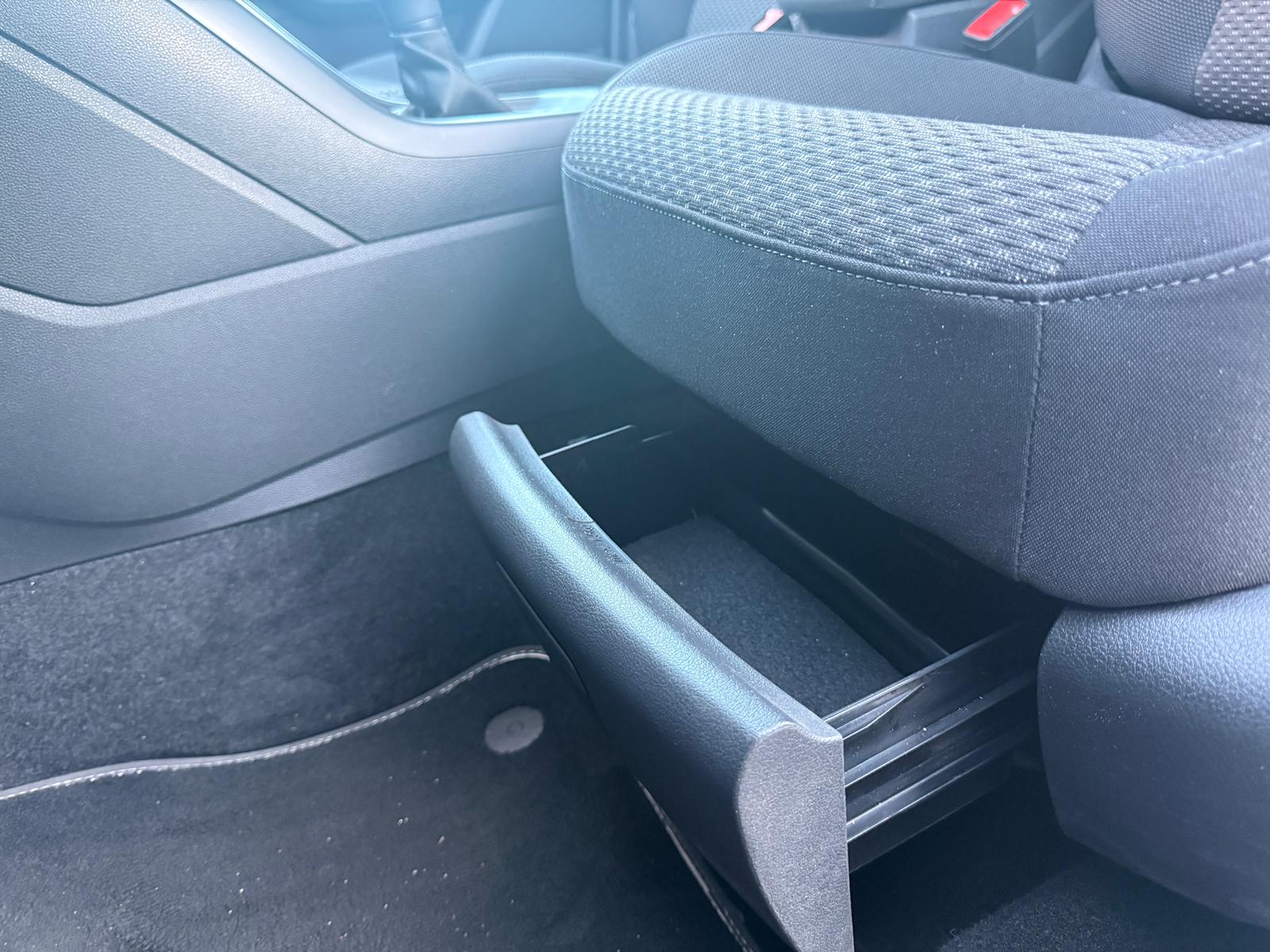 VW Touran 2.0 TDI BlueMotion Technology Comfortline DSG-image-19