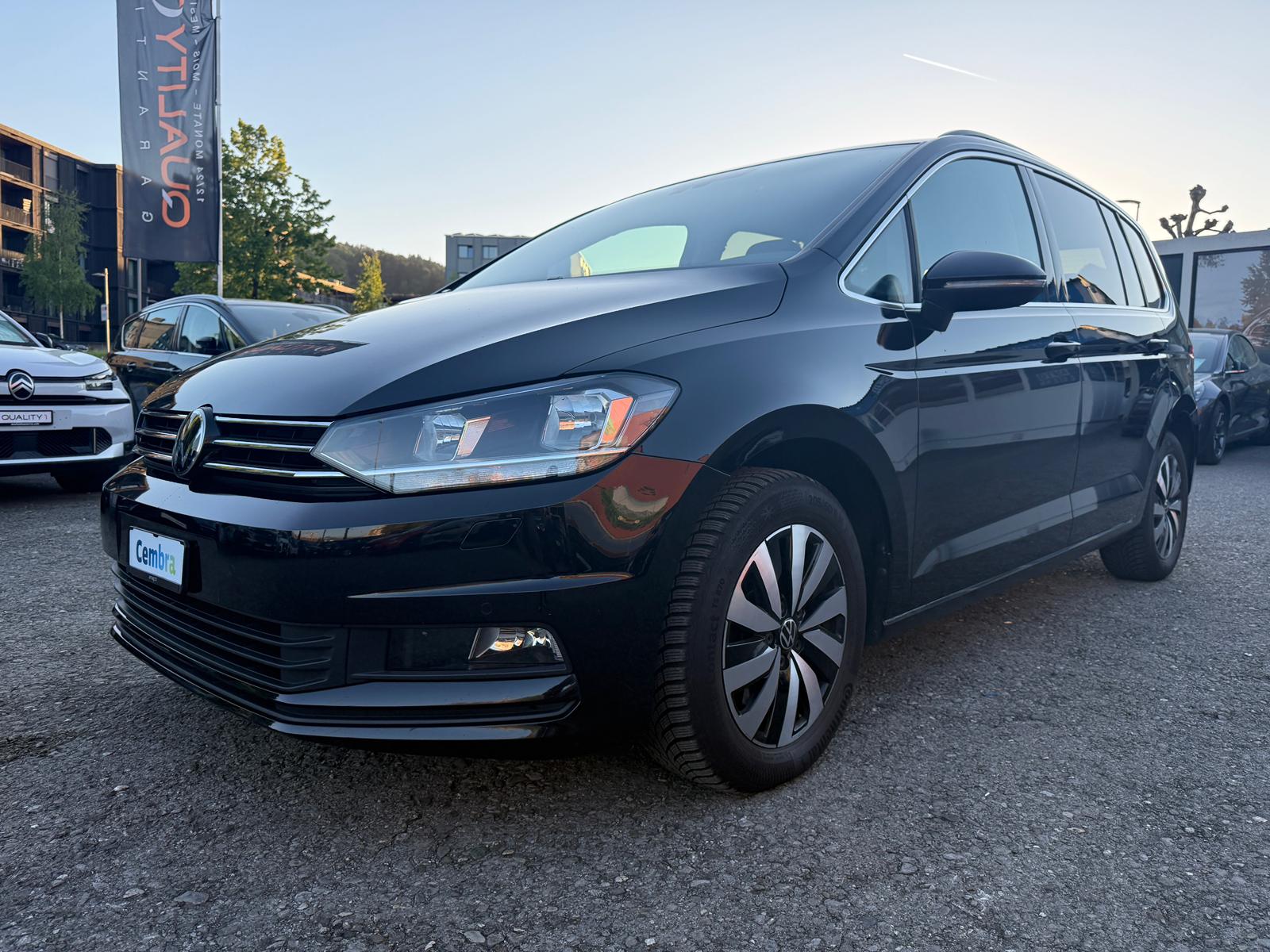 VW Touran 2.0 TDI BlueMotion Technology Comfortline DSG-image-0