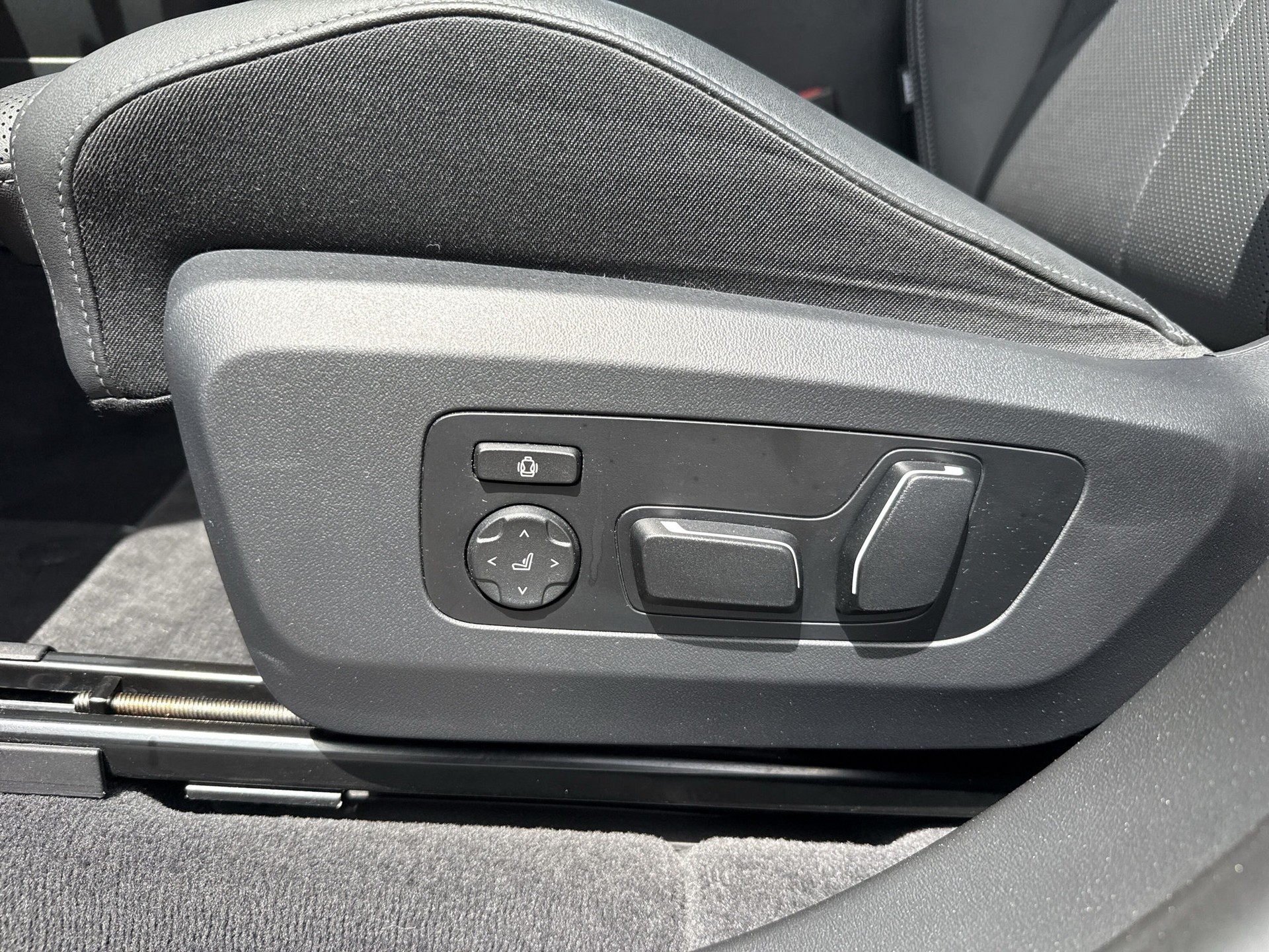 BMW X3 xDrive 48V 20d M Sport-image-18