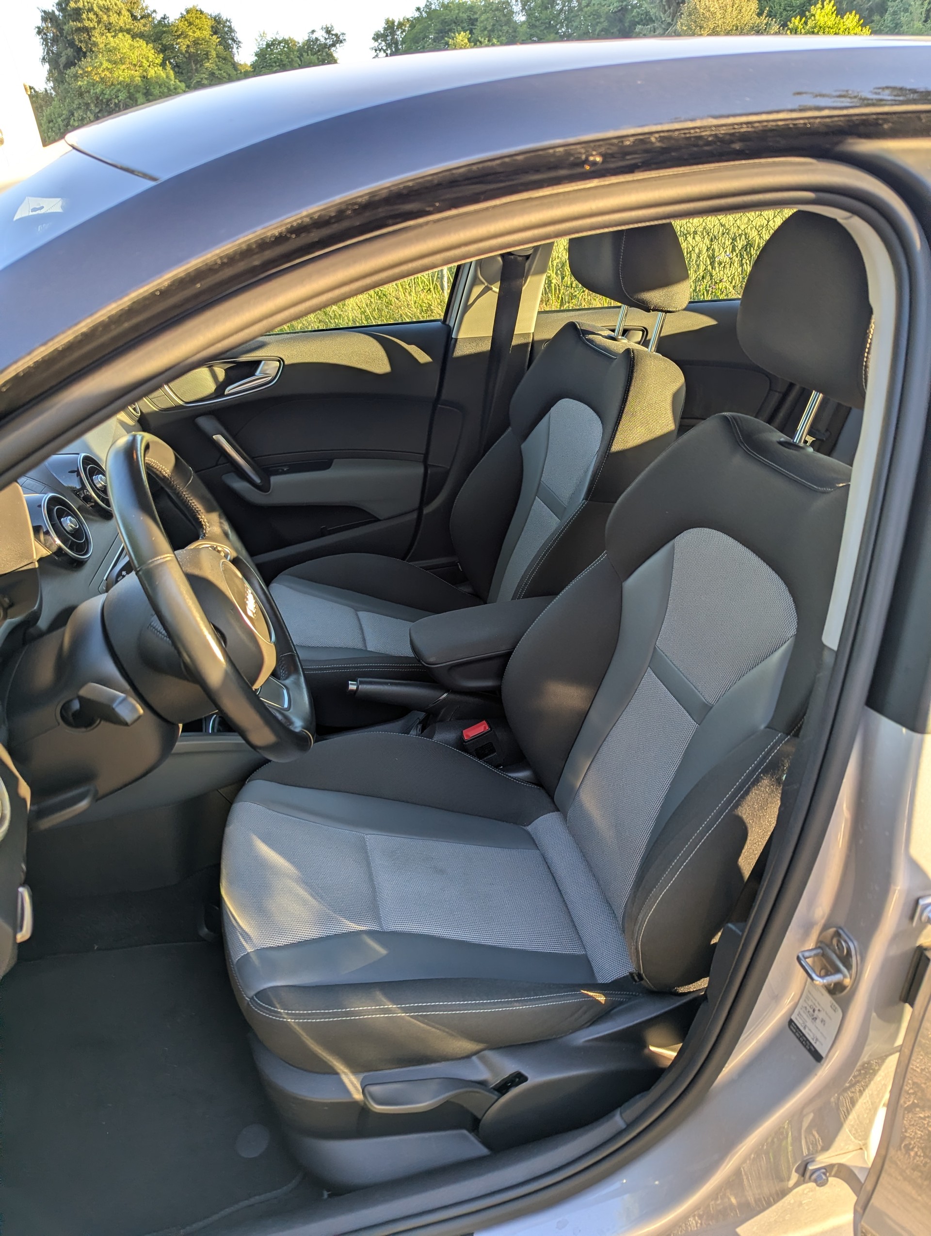 AUDI A1 Sportback TFSI Ultra-image-3
