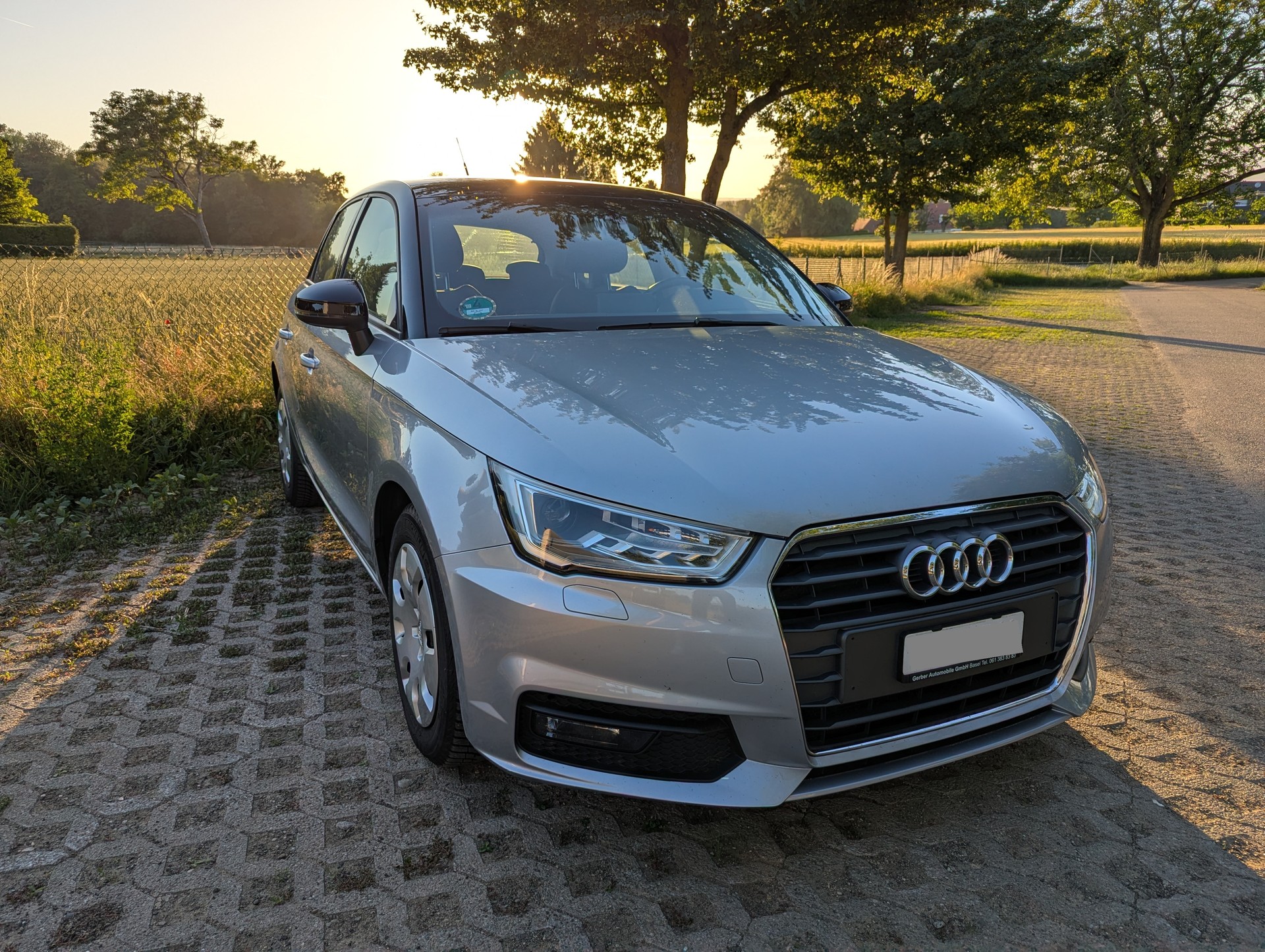 AUDI A1 Sportback TFSI Ultra-image-1