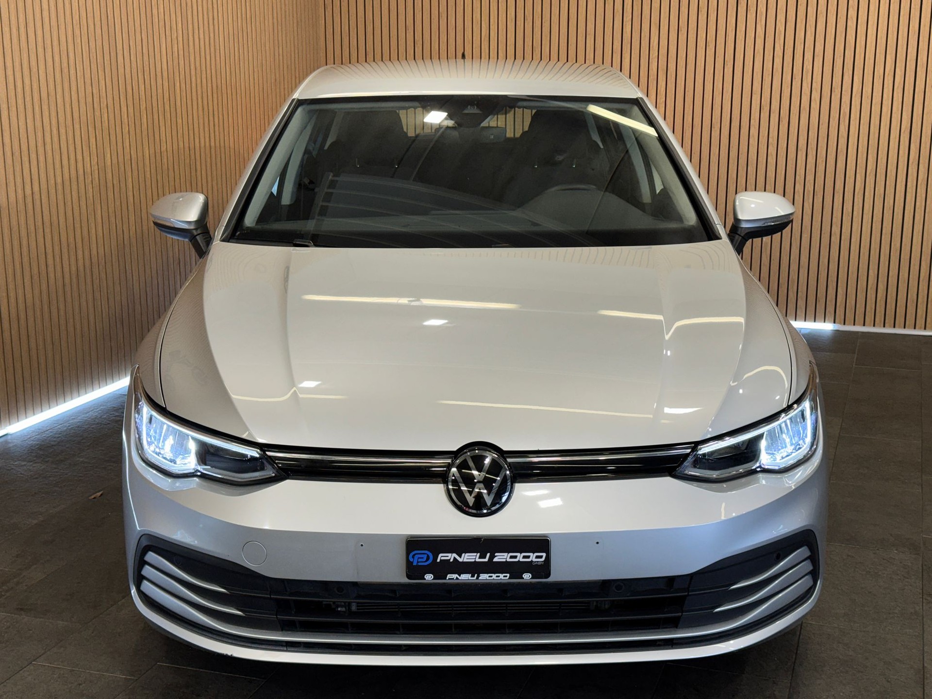 VW Golf 2.0 TDI Life-image-1