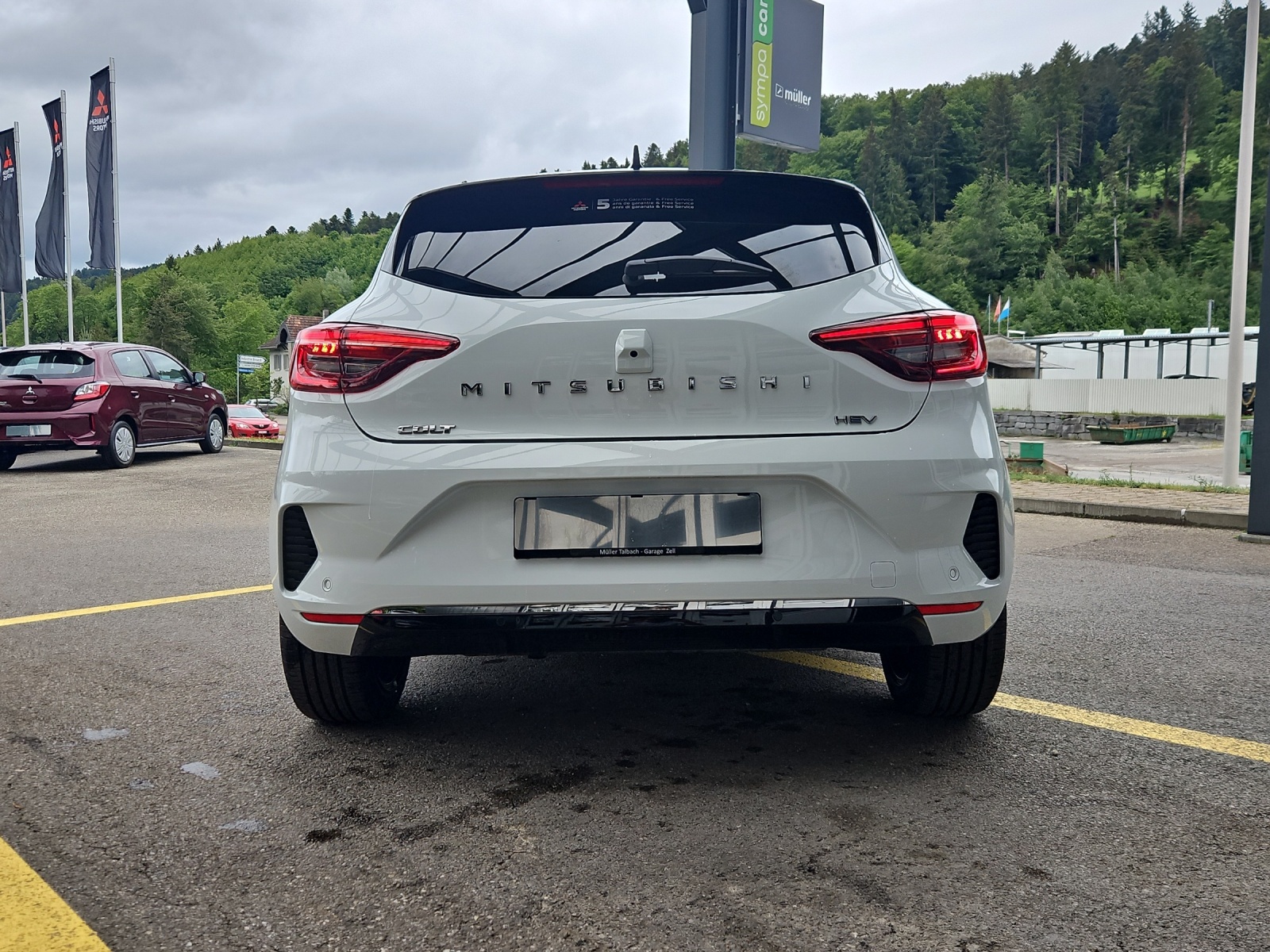MITSUBISHI COLT 1.6 HEV Instyle-image-13