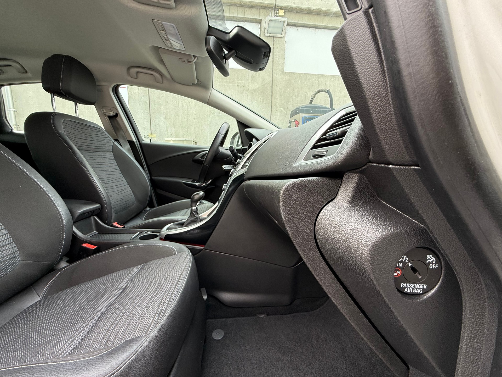 OPEL Astra 1.6 CDTi ecoFLEX Drive *Frisch ab MFK *2 Schlüssel *Tempomat *NEUE Sommerreifen *Klimatisierungsautomatik *Teilleder *-image-15