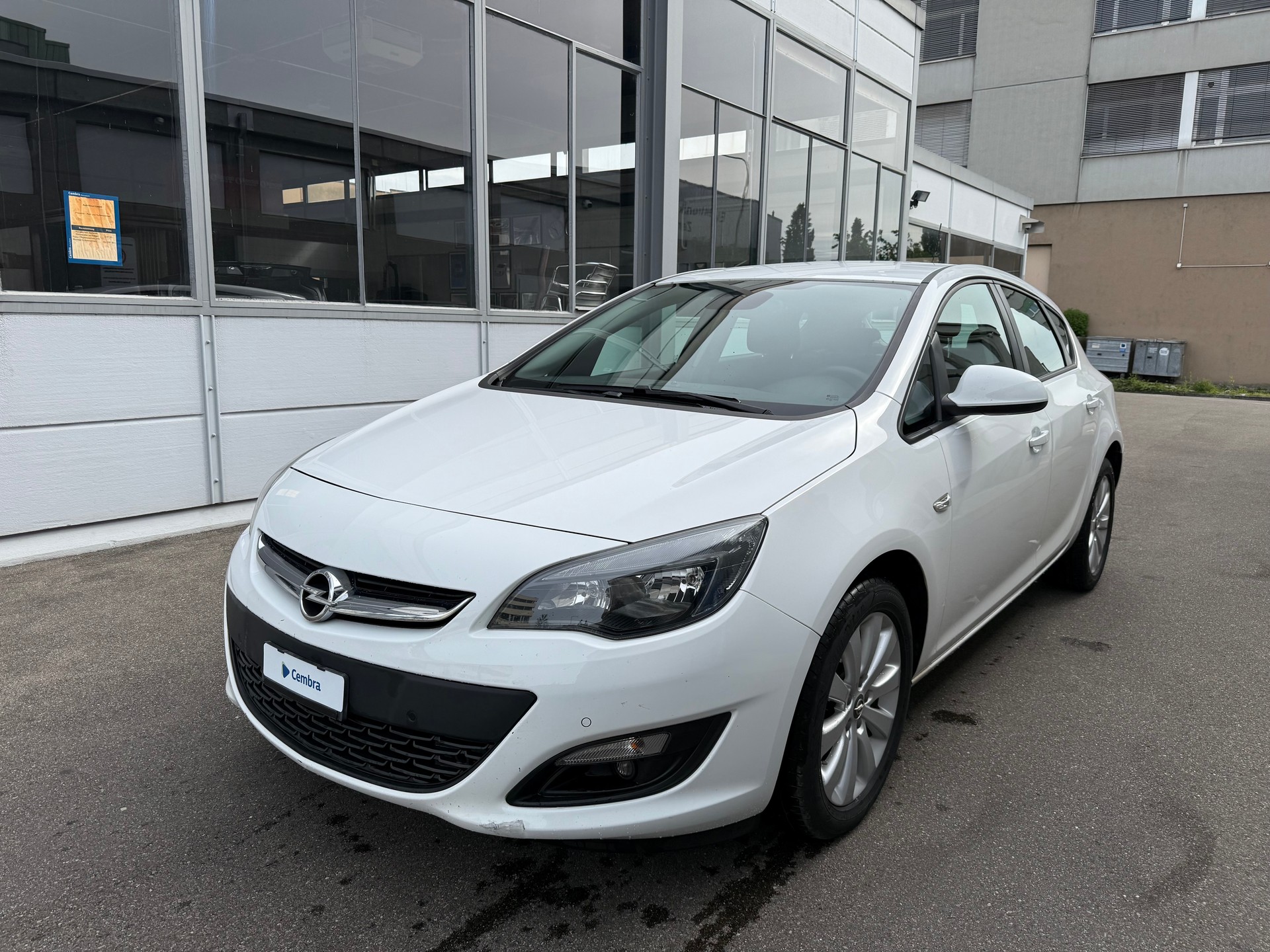 OPEL Astra 1.6 CDTi ecoFLEX Drive *Frisch ab MFK *2 Schlüssel *Tempomat *NEUE Sommerreifen *Klimatisierungsautomatik *Teilleder *-image-0