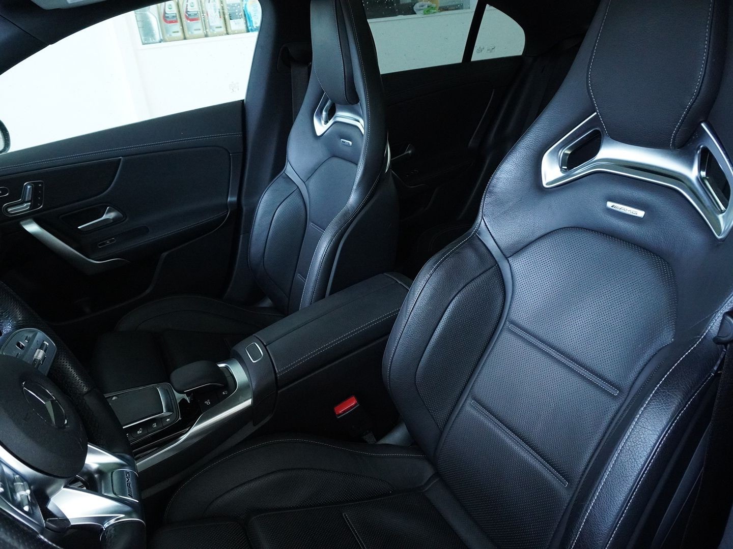 MERCEDES-BENZ CLA 45 S AMG 4Matic+ 8G-DCT-image-3