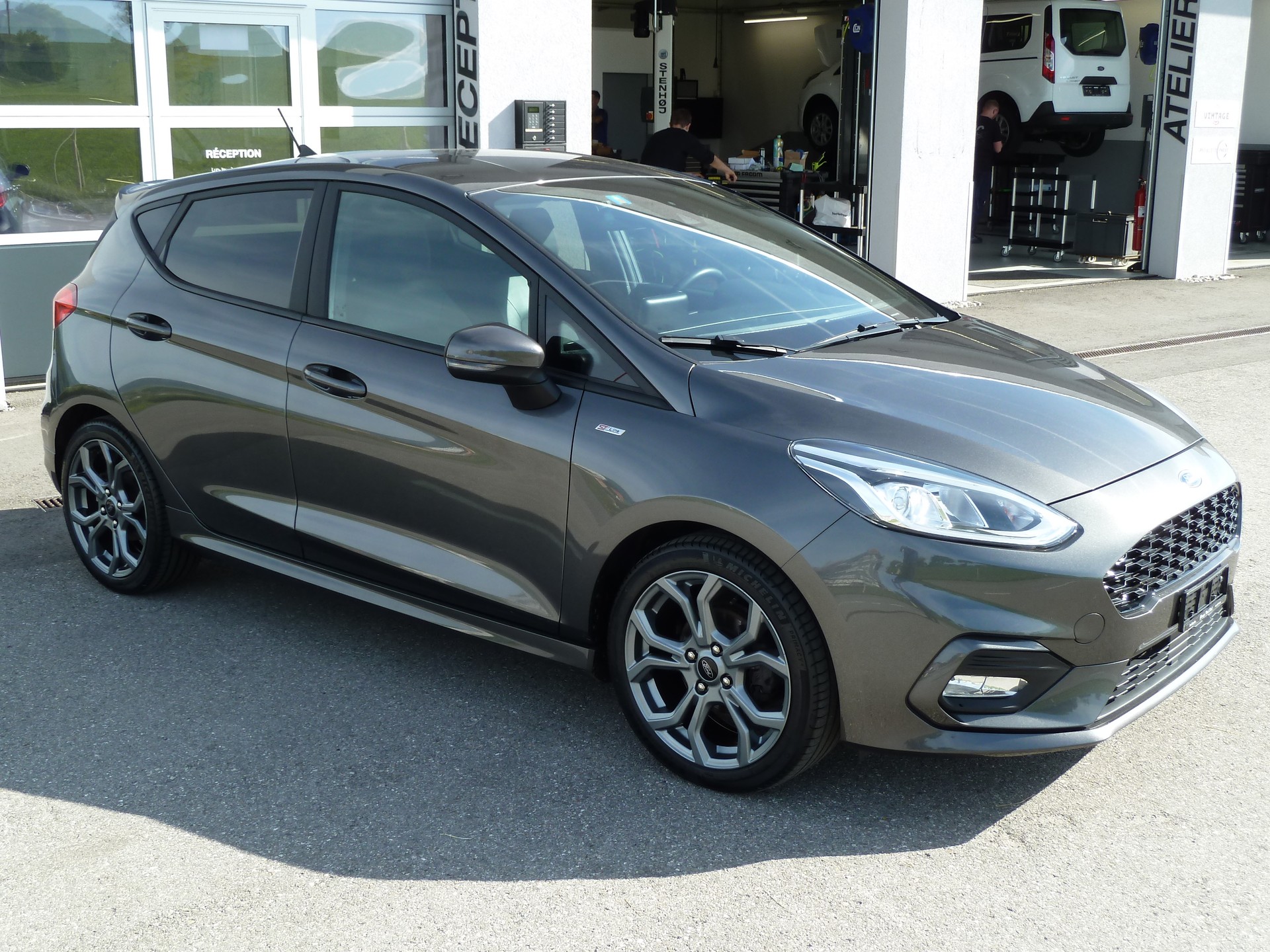 FORD Fiesta 1.0 SCTi ST Line-image-2