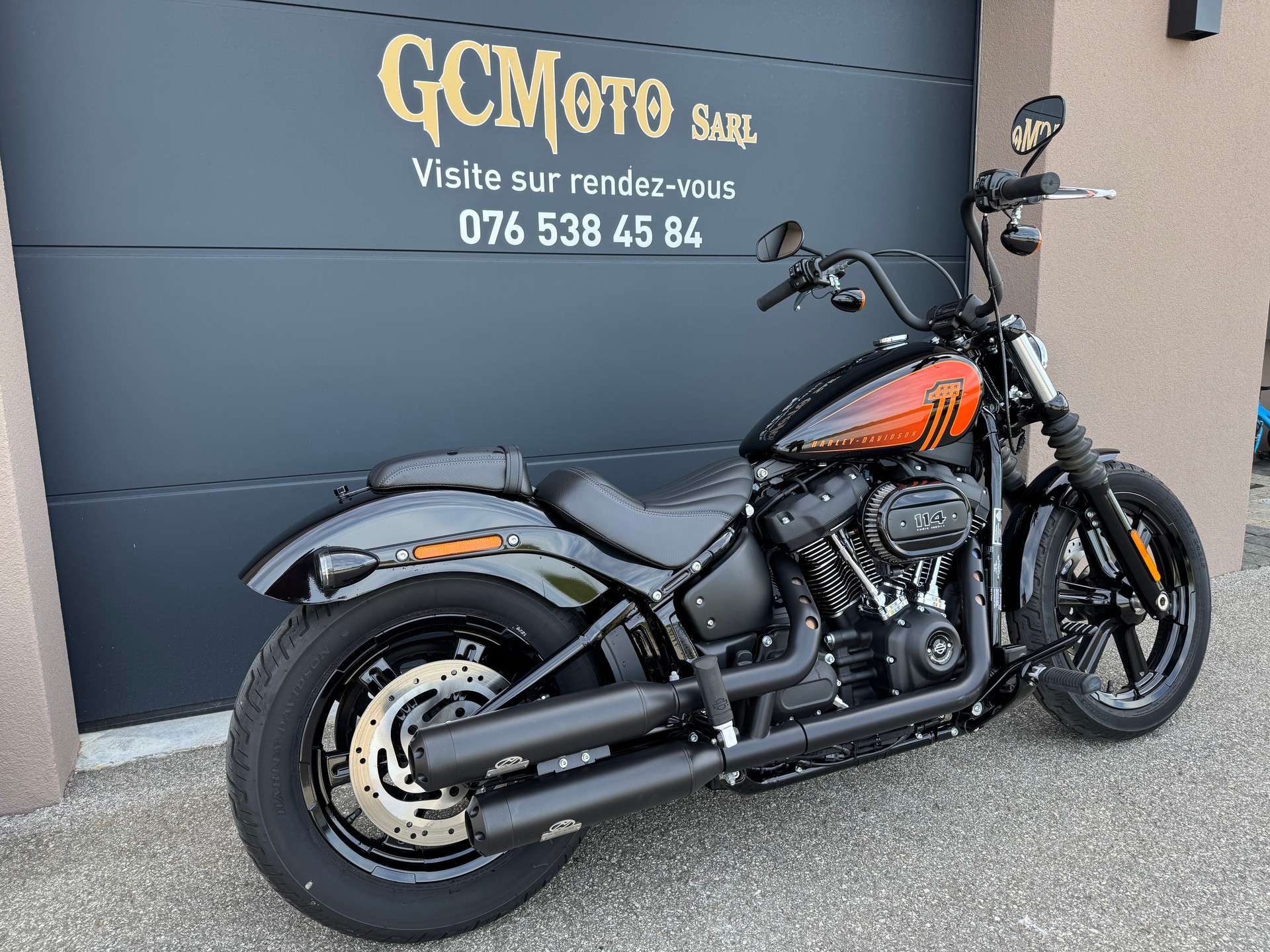 HARLEY-DAVIDSON FXBBS Street Bob 114-showroom-element-1