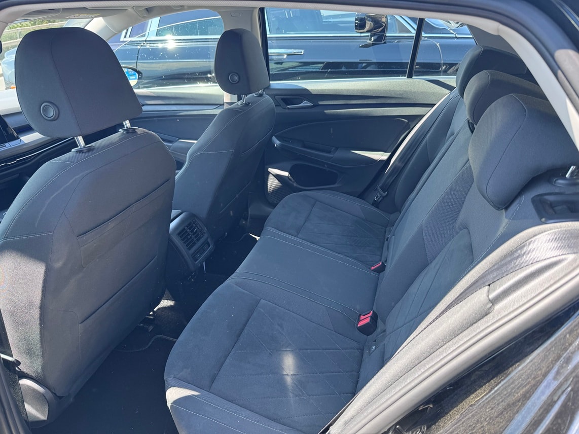 VW Golf 1.5 eTSI mHEV ACT Style DSG-image-4