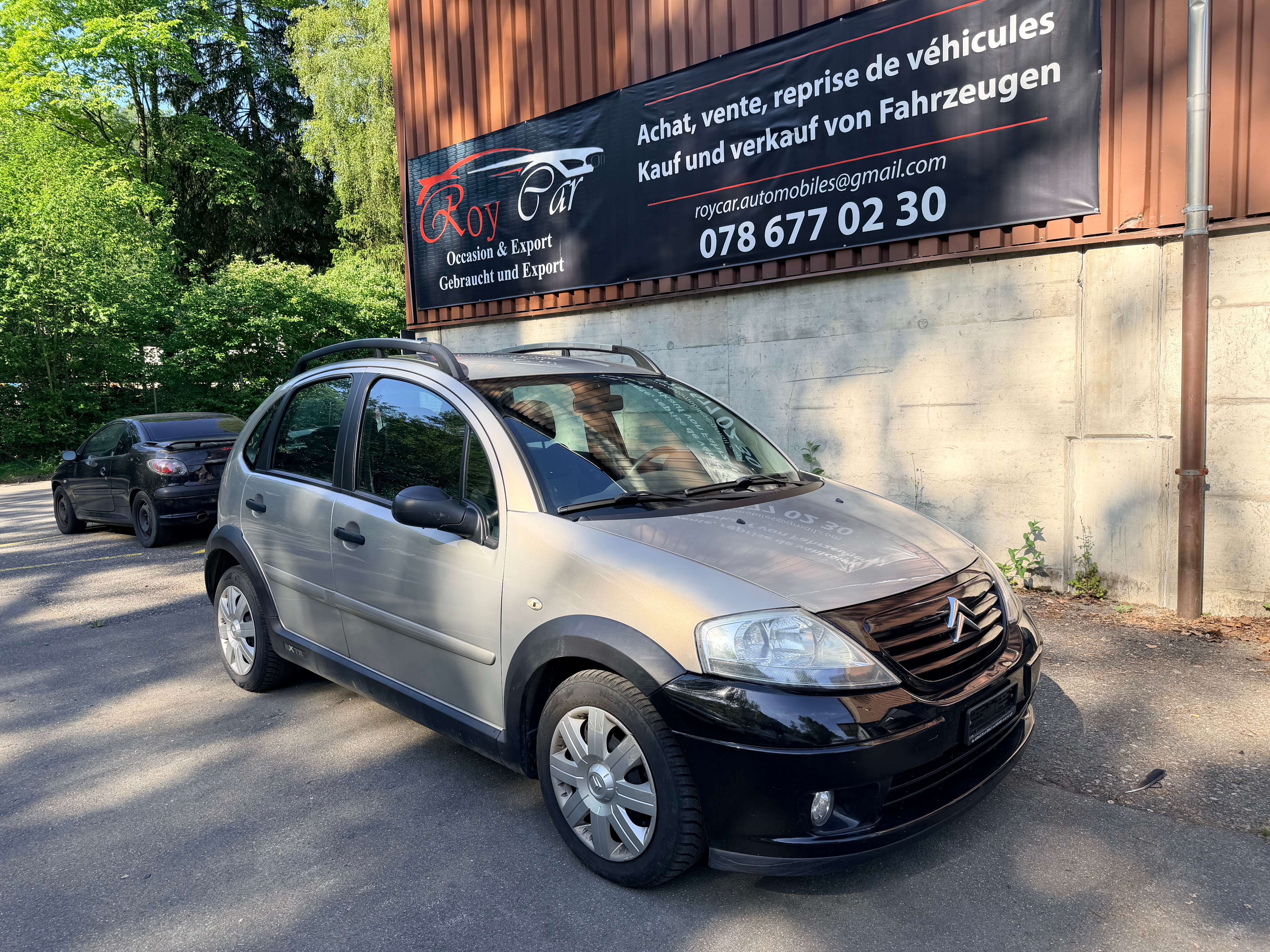 Car photo