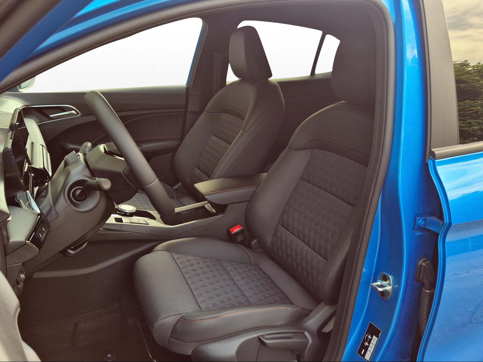 MG 3 1.5 Hybrid Luxury-image-8