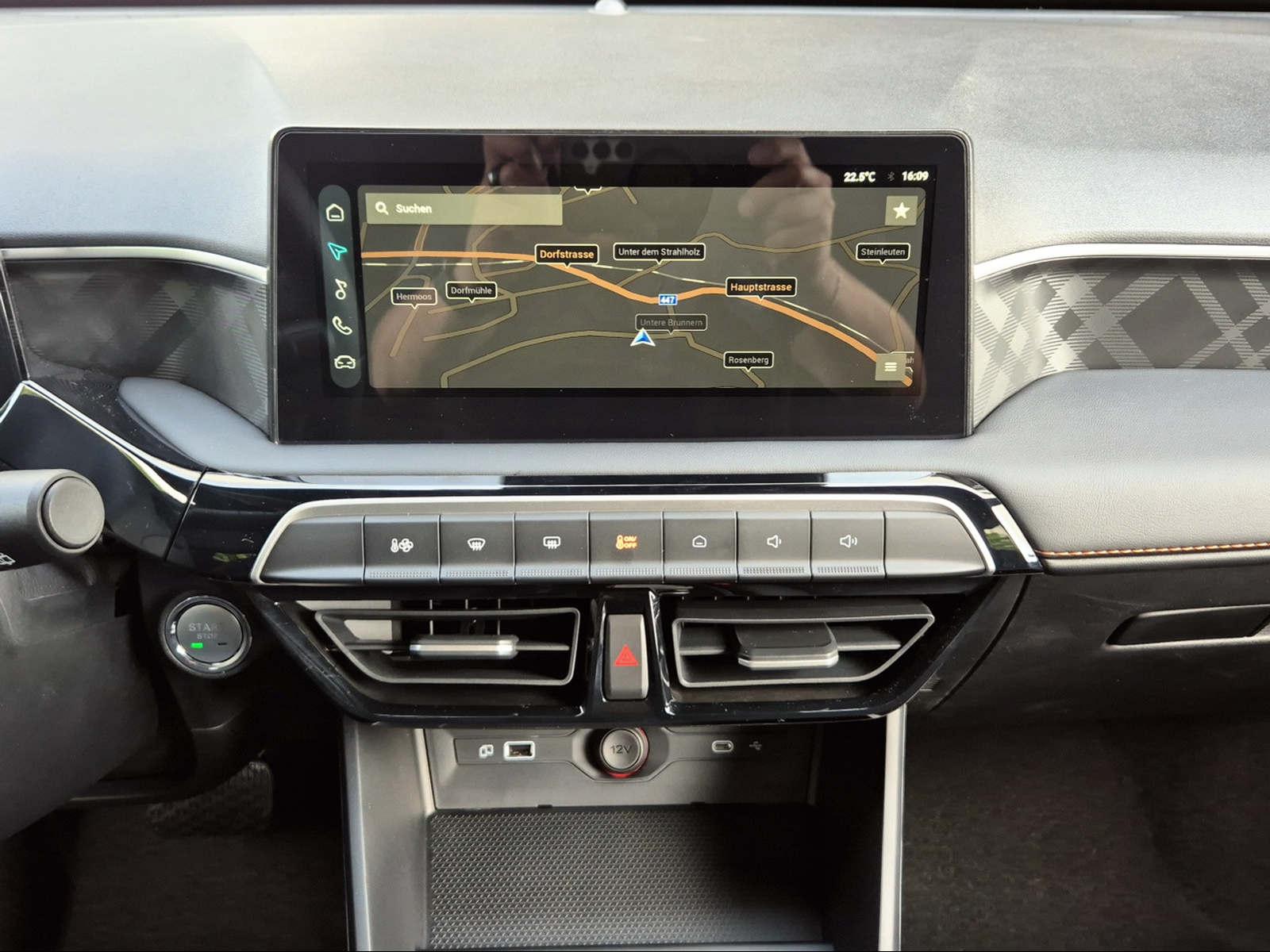 MG 3 1.5 Hybrid Luxury-image-11