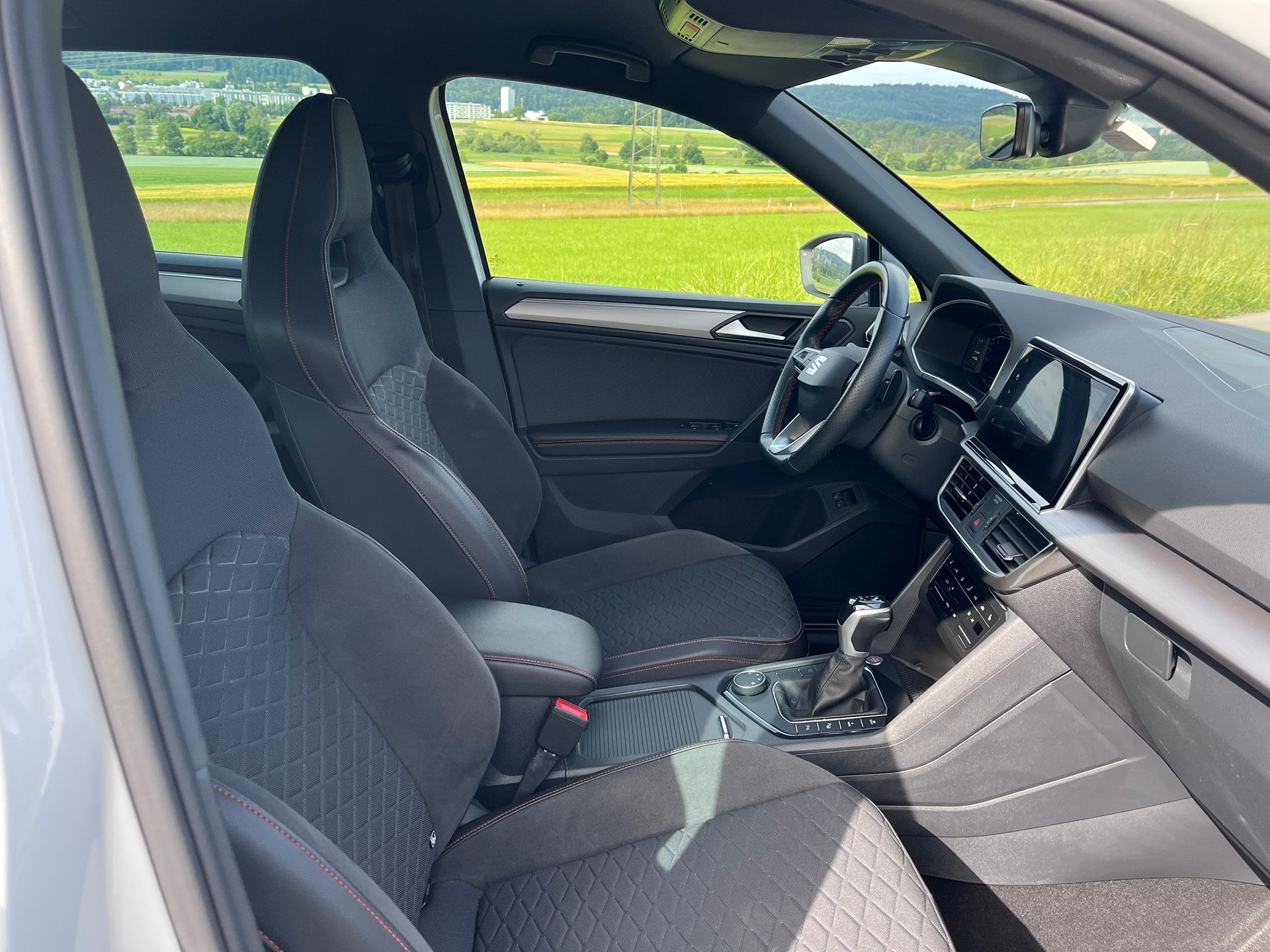 SEAT 1.4 eHybrid FR DSG-image-5