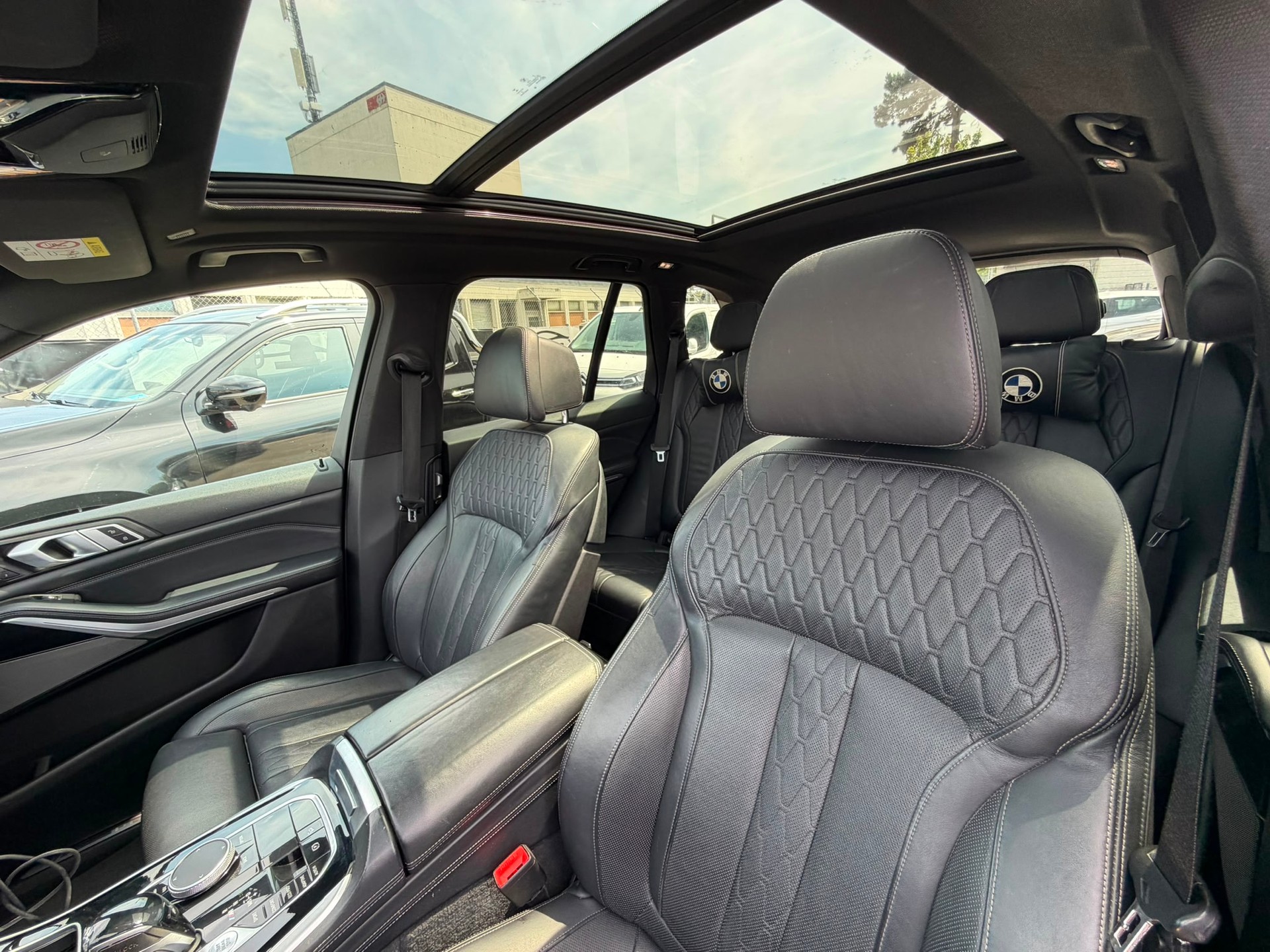 BMW X5 xDrive M50d Steptronic garantie 2 ans edition FULL BLACK panorama 🇨🇭-image-20