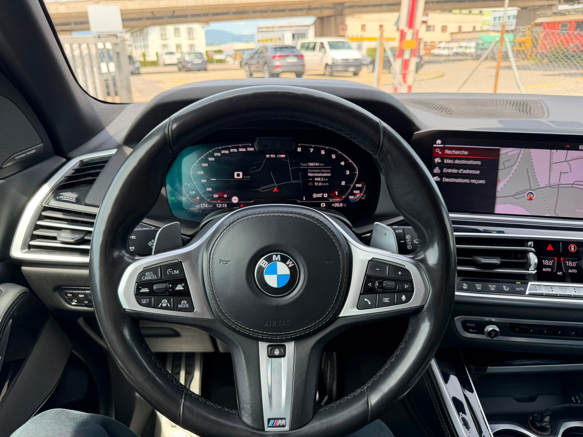 BMW X5 xDrive M50d Steptronic garantie 2 ans edition FULL BLACK panorama 🇨🇭-image-13