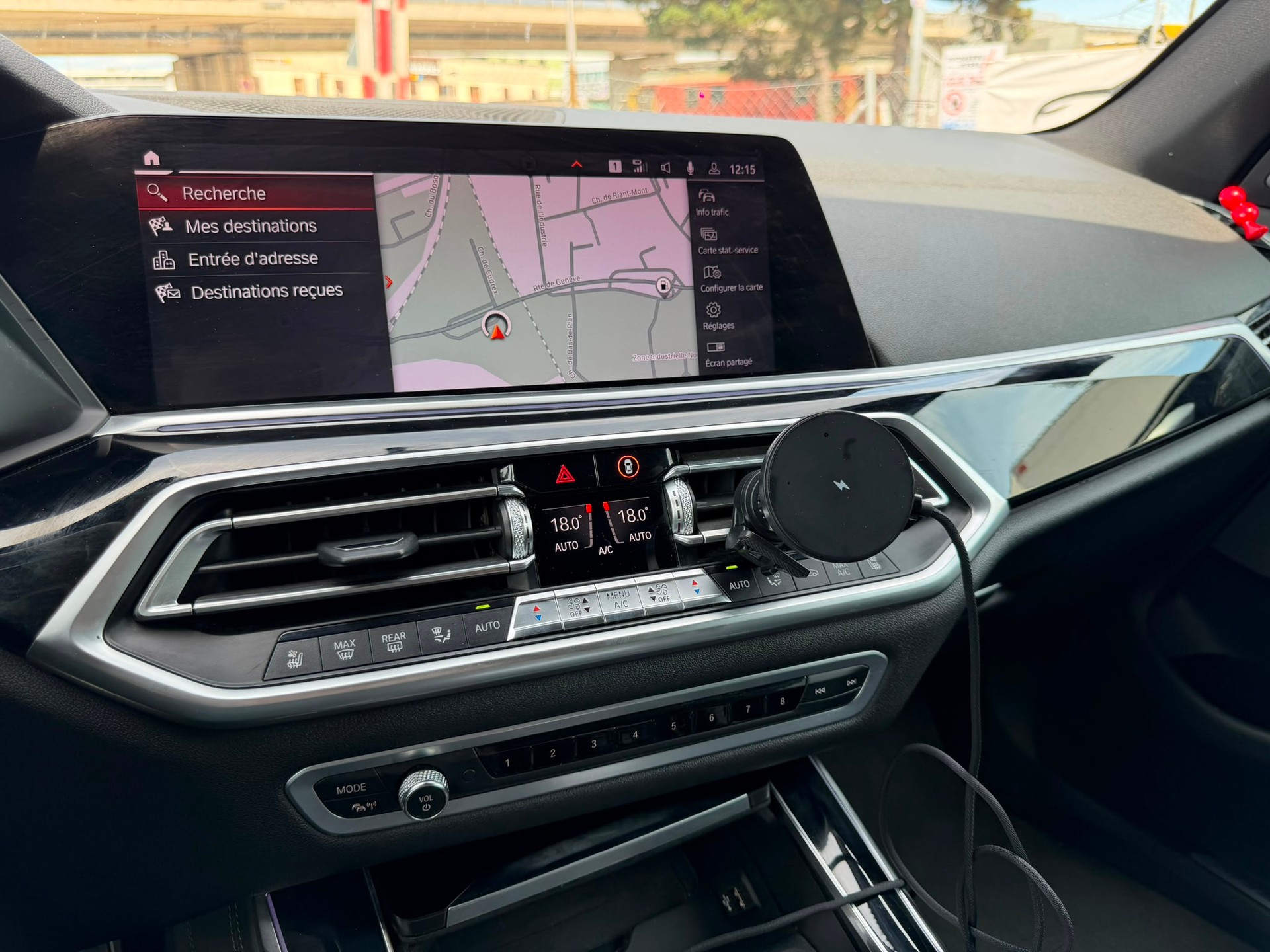 BMW X5 xDrive M50d Steptronic garantie 2 ans edition FULL BLACK panorama 🇨🇭-image-14