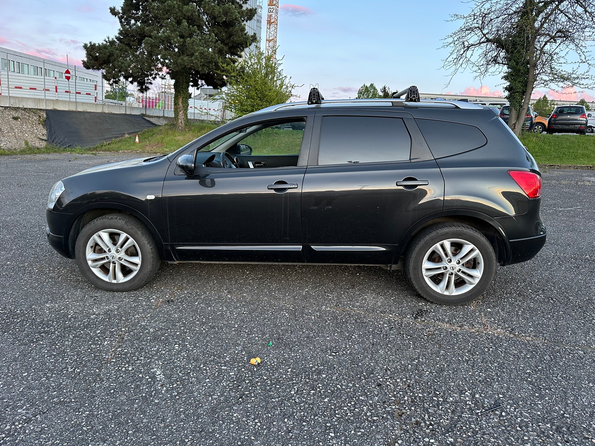 NISSAN Qashqai +2 2.0 4WD visia-image-4