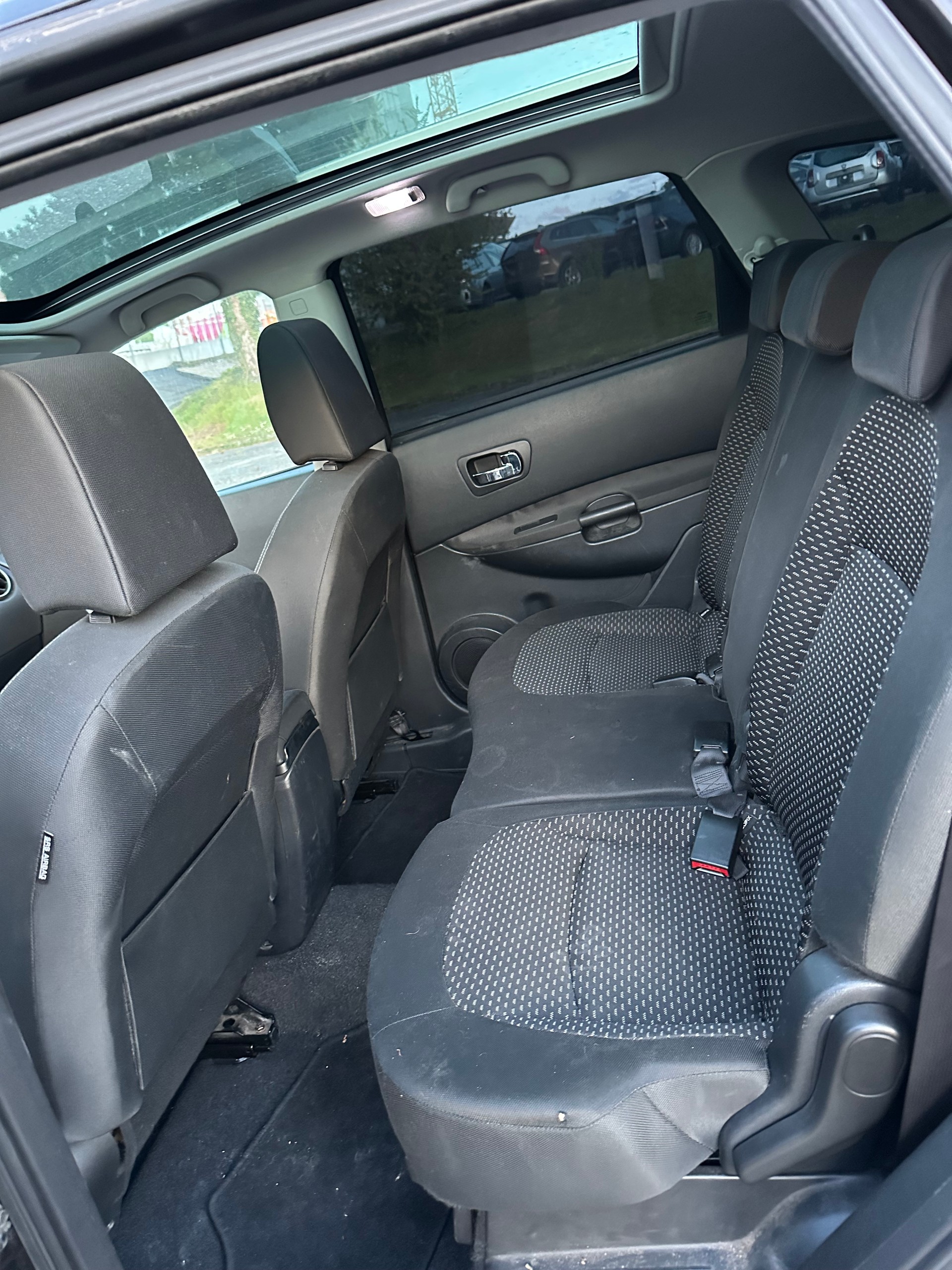 NISSAN Qashqai +2 2.0 4WD visia-image-6