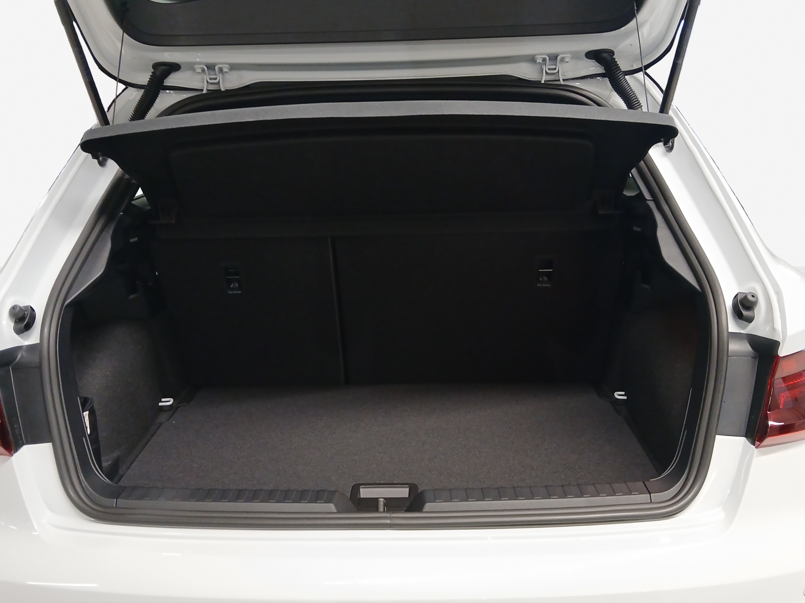 AUDI A1 Sportback 30 TFSI S Line Attraction S-tronic-image-12