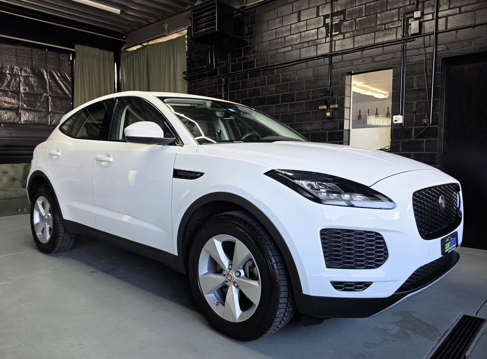 JAGUAR E-Pace 2.0 T 200 S AWD-image-0