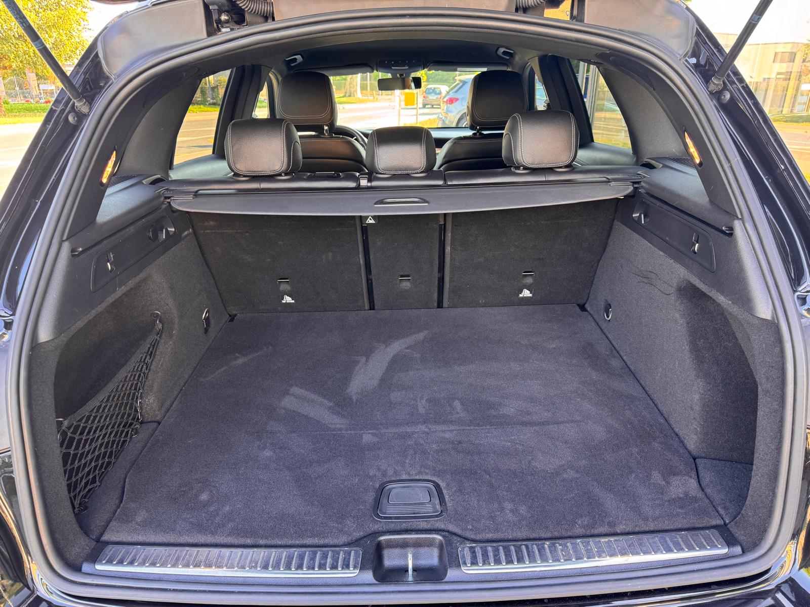 MERCEDES-BENZ GLC 200 4Matic 9G-Tronic-image-9