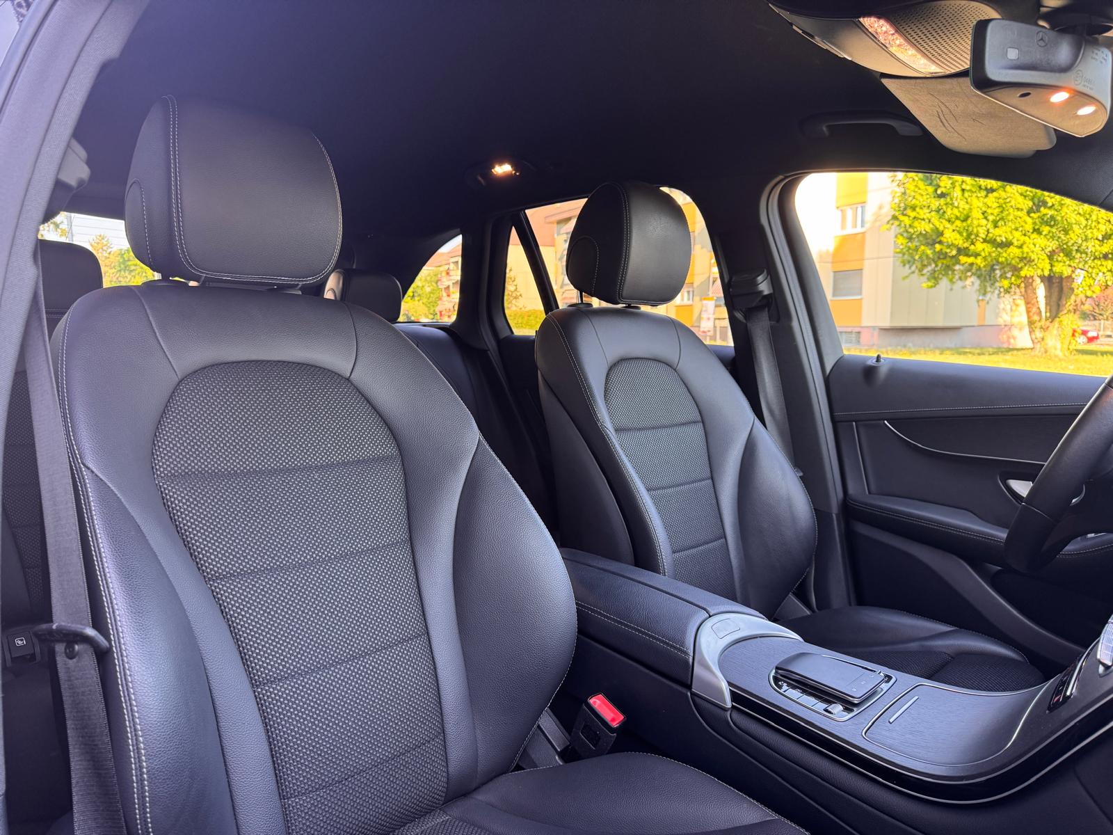 MERCEDES-BENZ GLC 200 4Matic 9G-Tronic-image-5