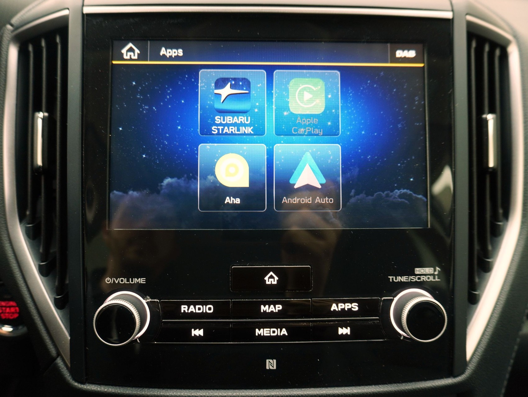 SUBARU Forester Station 2.0i e-Boxer Black Edition-image-21