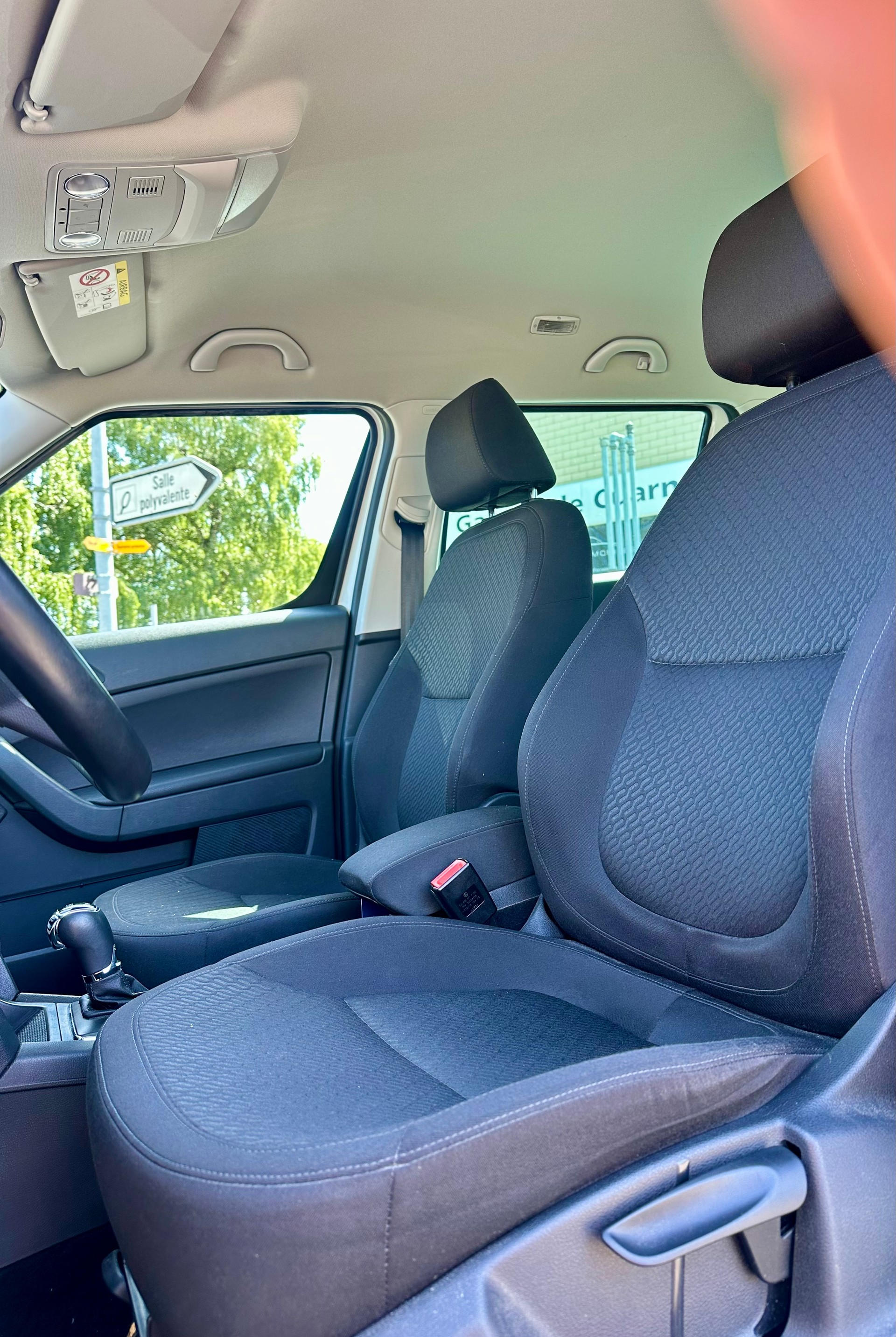 SKODA Yeti 1.4 TSI Style 4x4 DSG-image-11