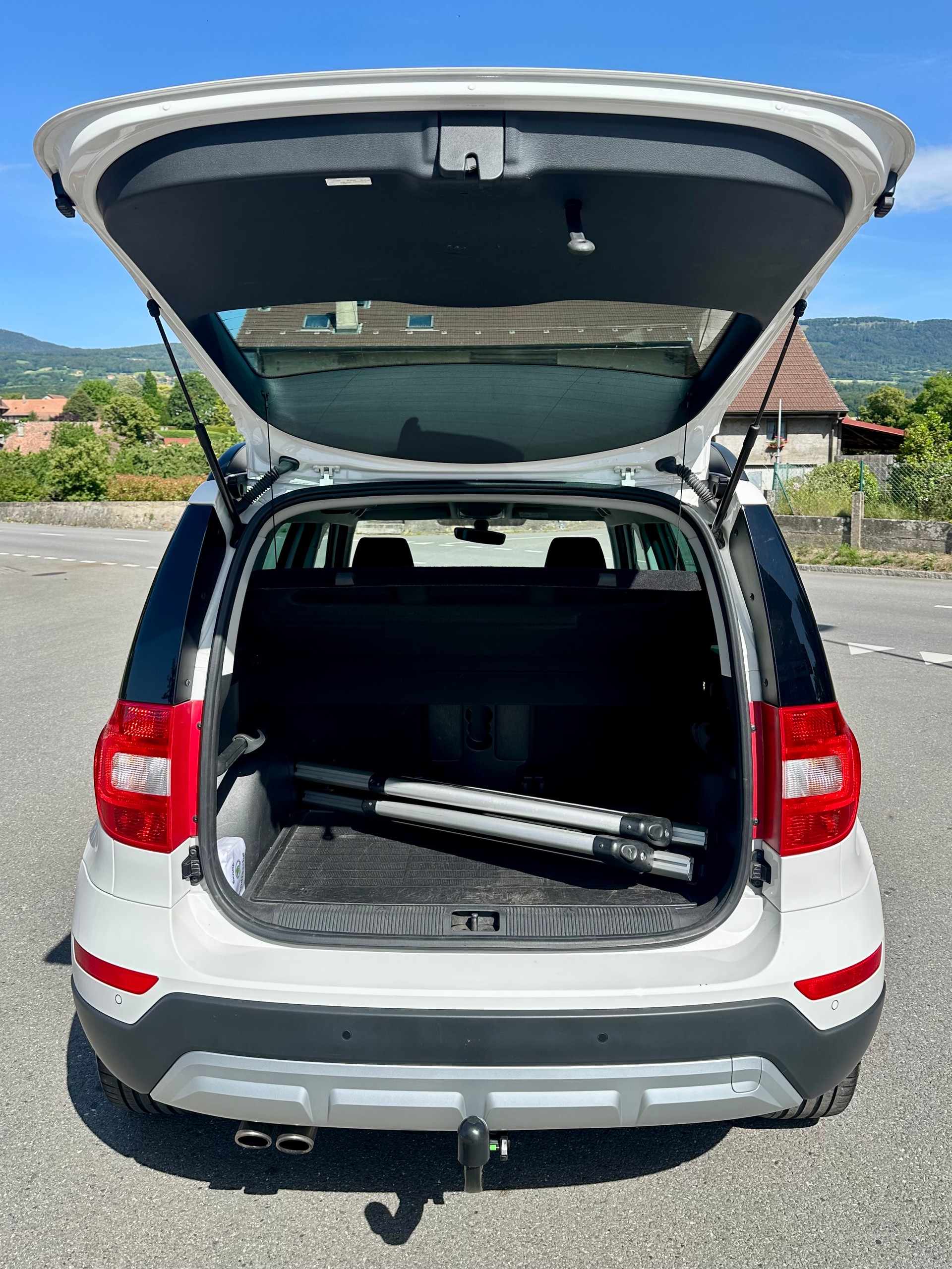 SKODA Yeti 1.4 TSI Style 4x4 DSG-image-13