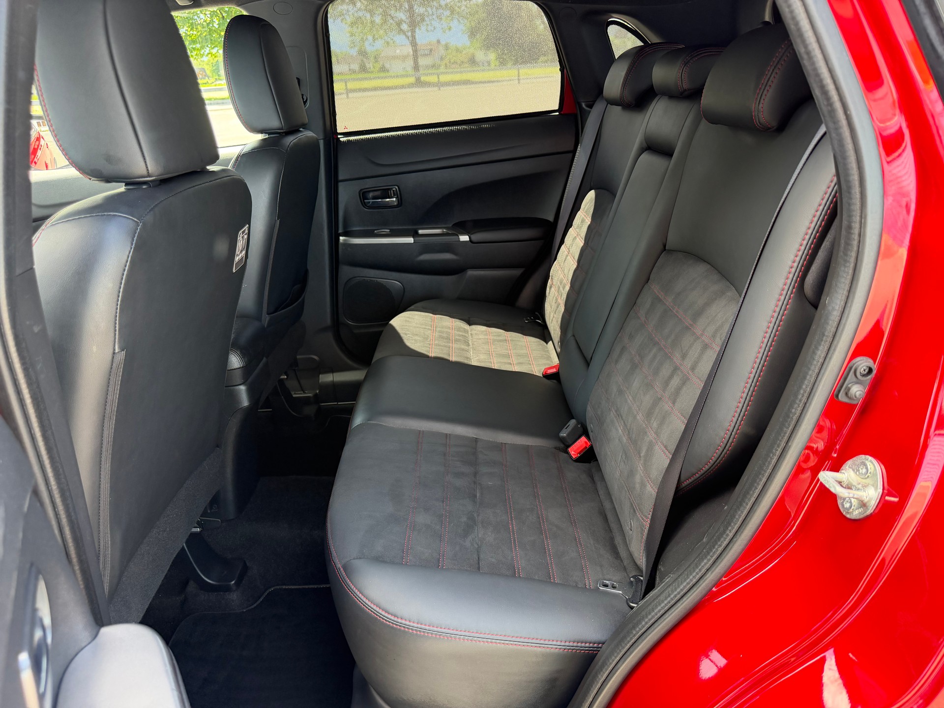 MITSUBISHI ASX 2.0 MIVEC Style 4WD Automat-image-5