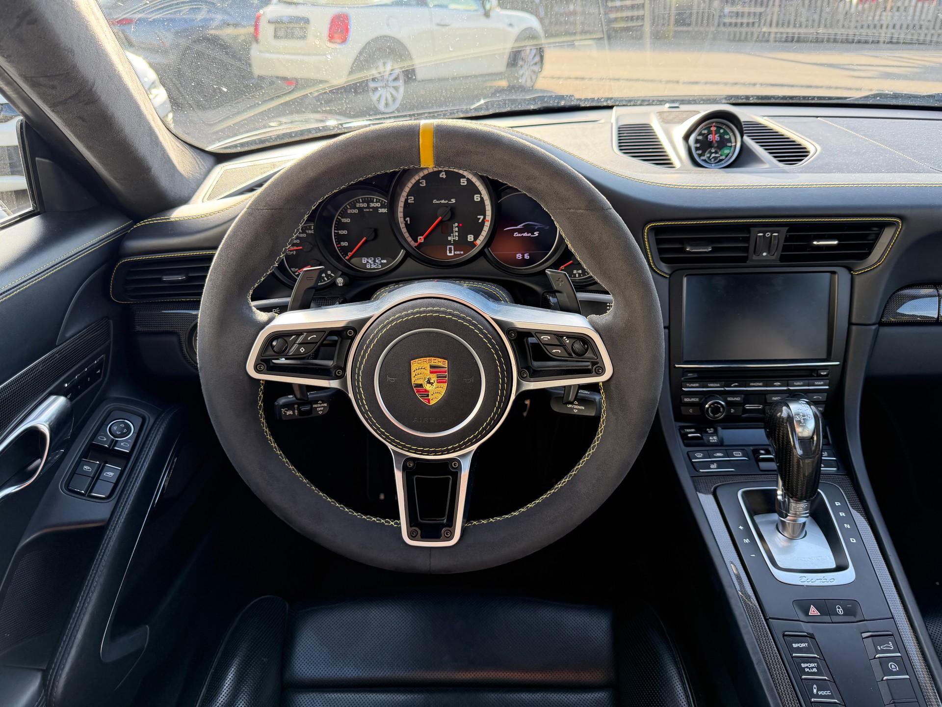 PORSCHE 911 Turbo S PDK-image-8