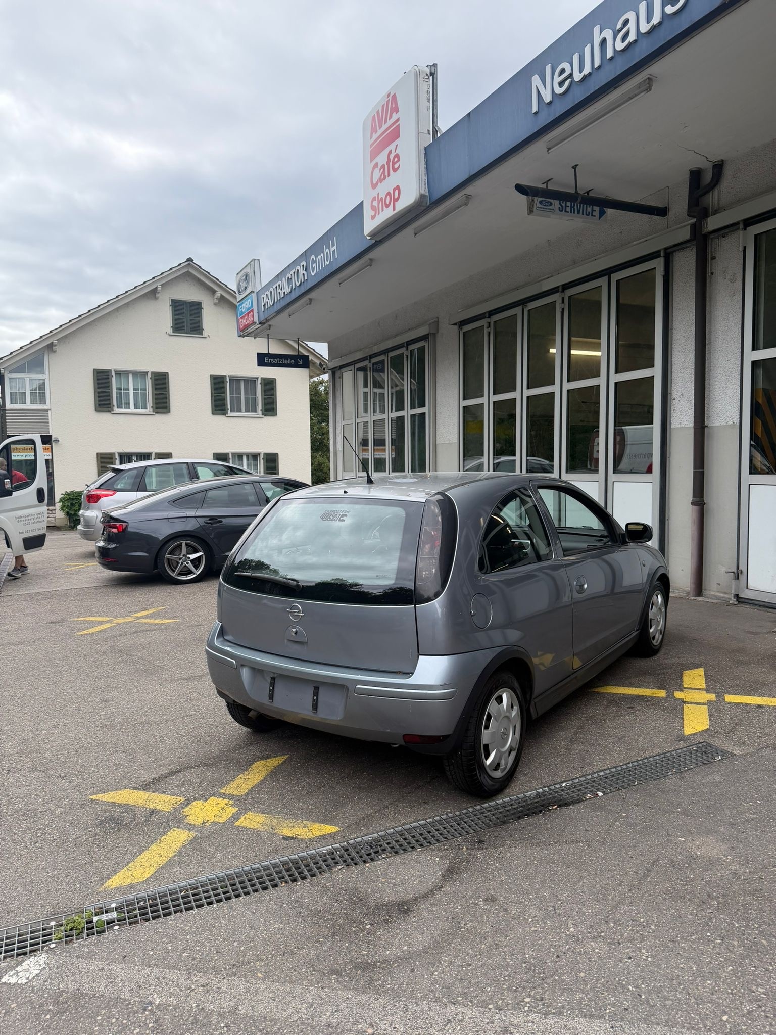 OPEL Corsa 1.2 16V Club-image-2