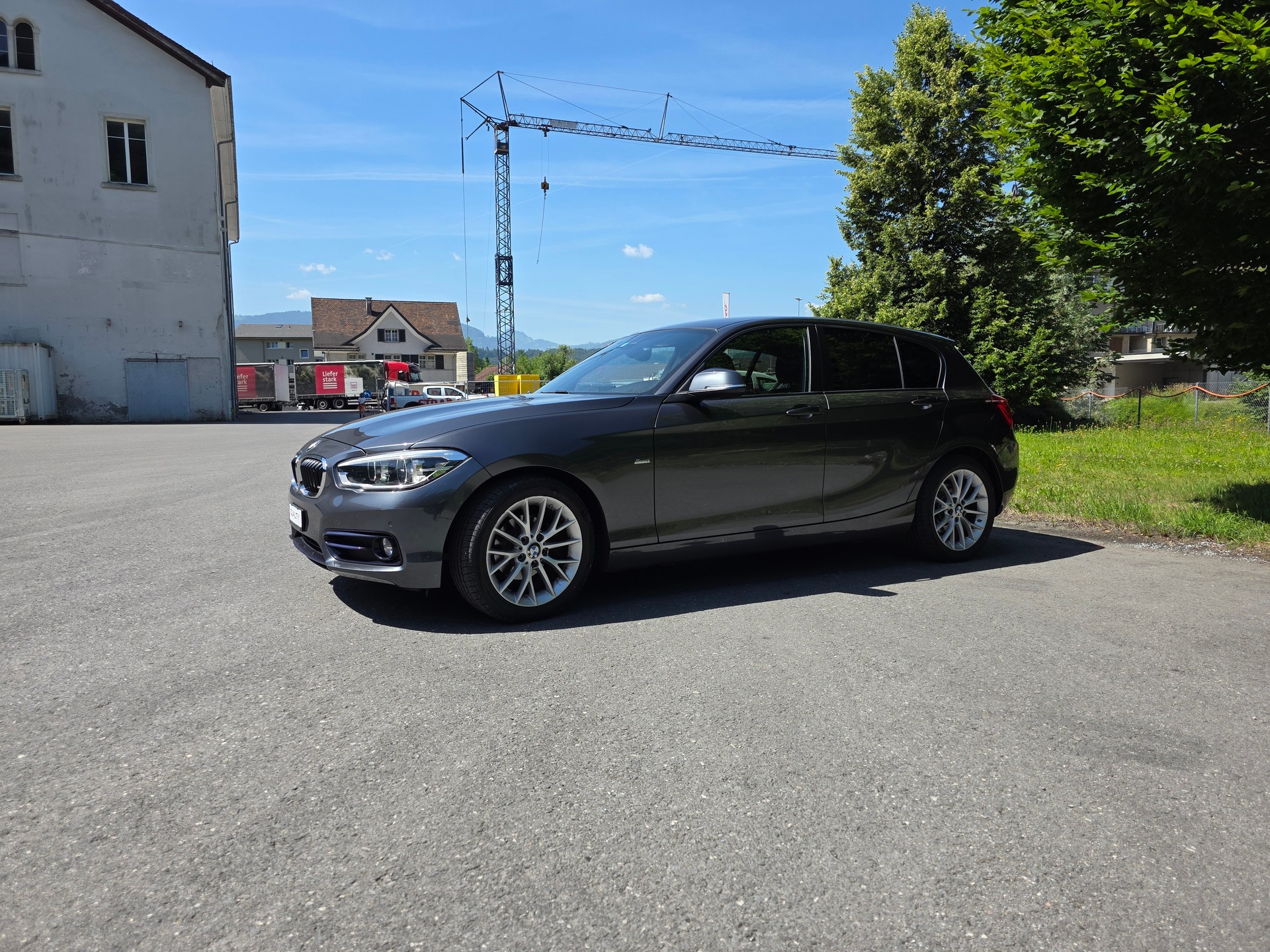 BMW 118i Sport Line Steptronic-image-9