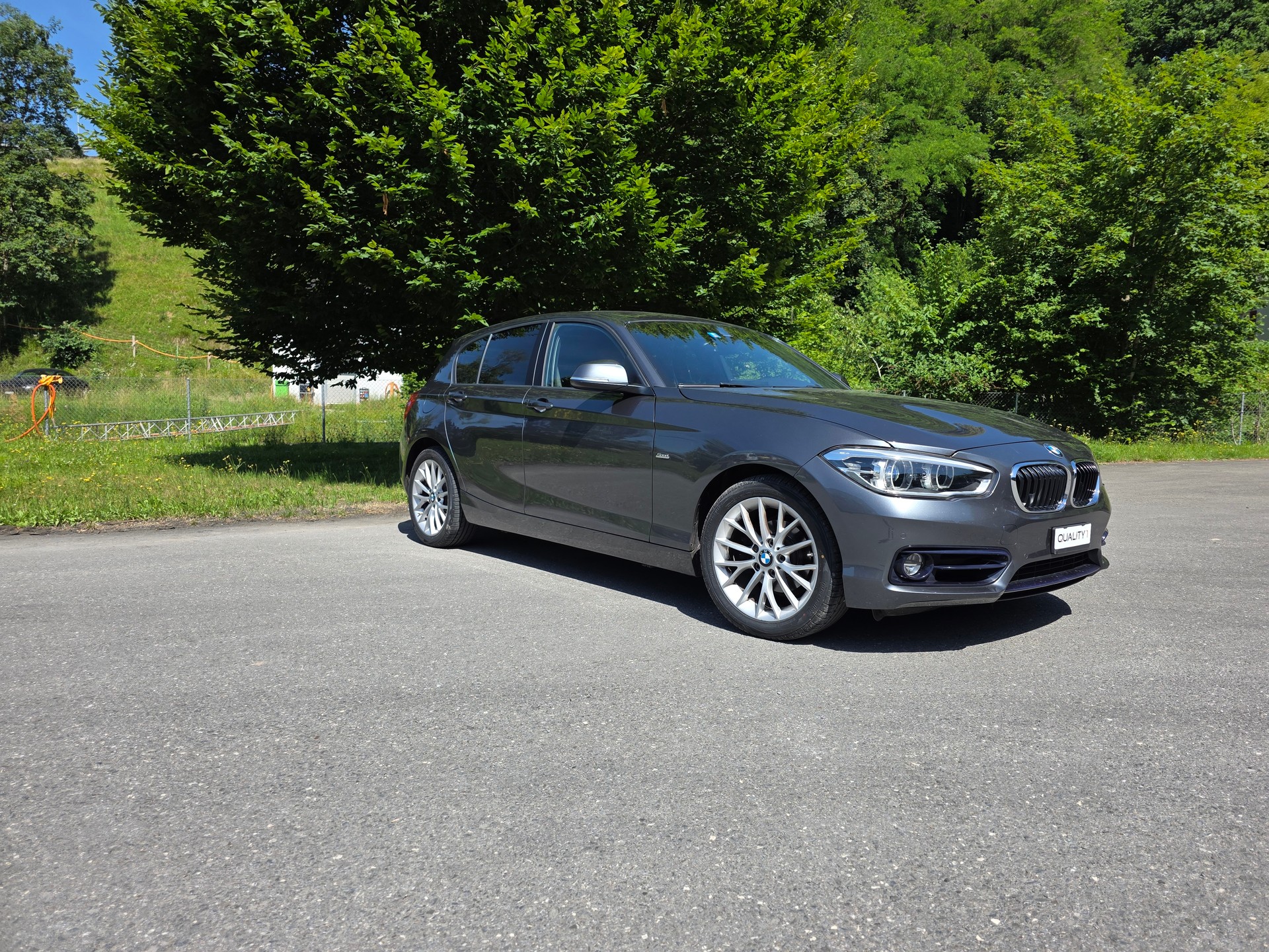 BMW 118i Sport Line Steptronic-image-6