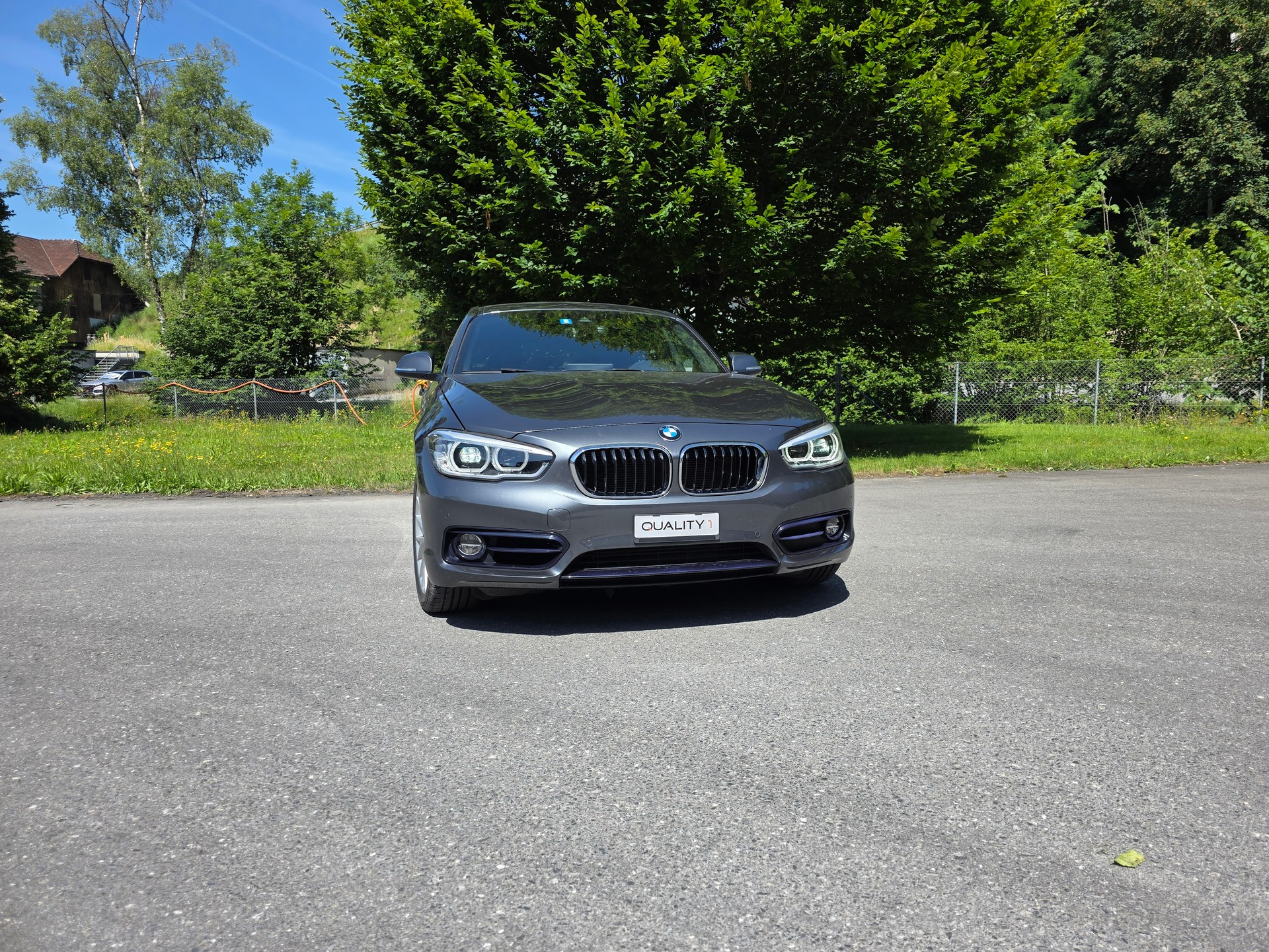 BMW 118i Sport Line Steptronic-image-1