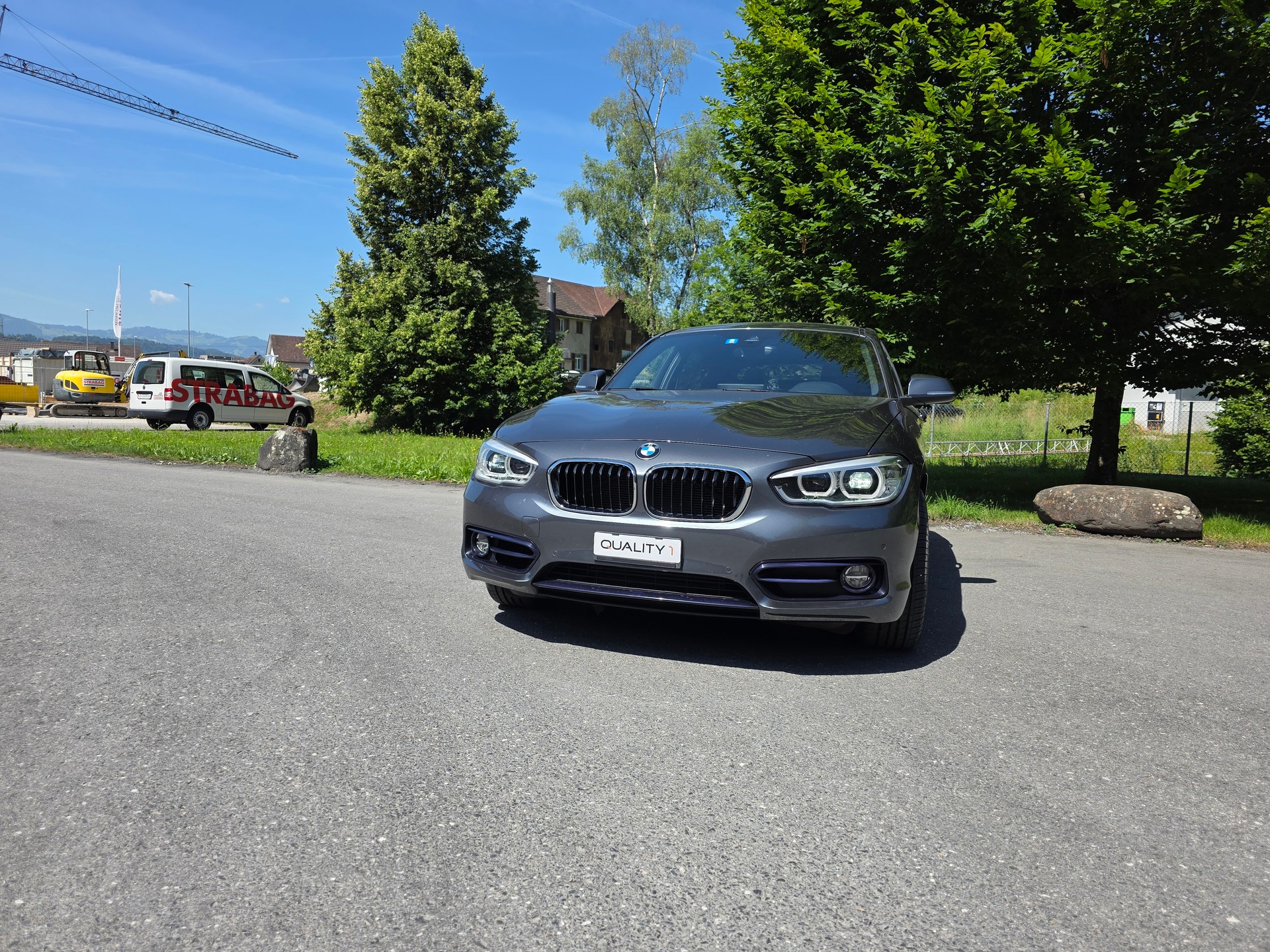 BMW 118i Sport Line Steptronic-image-2