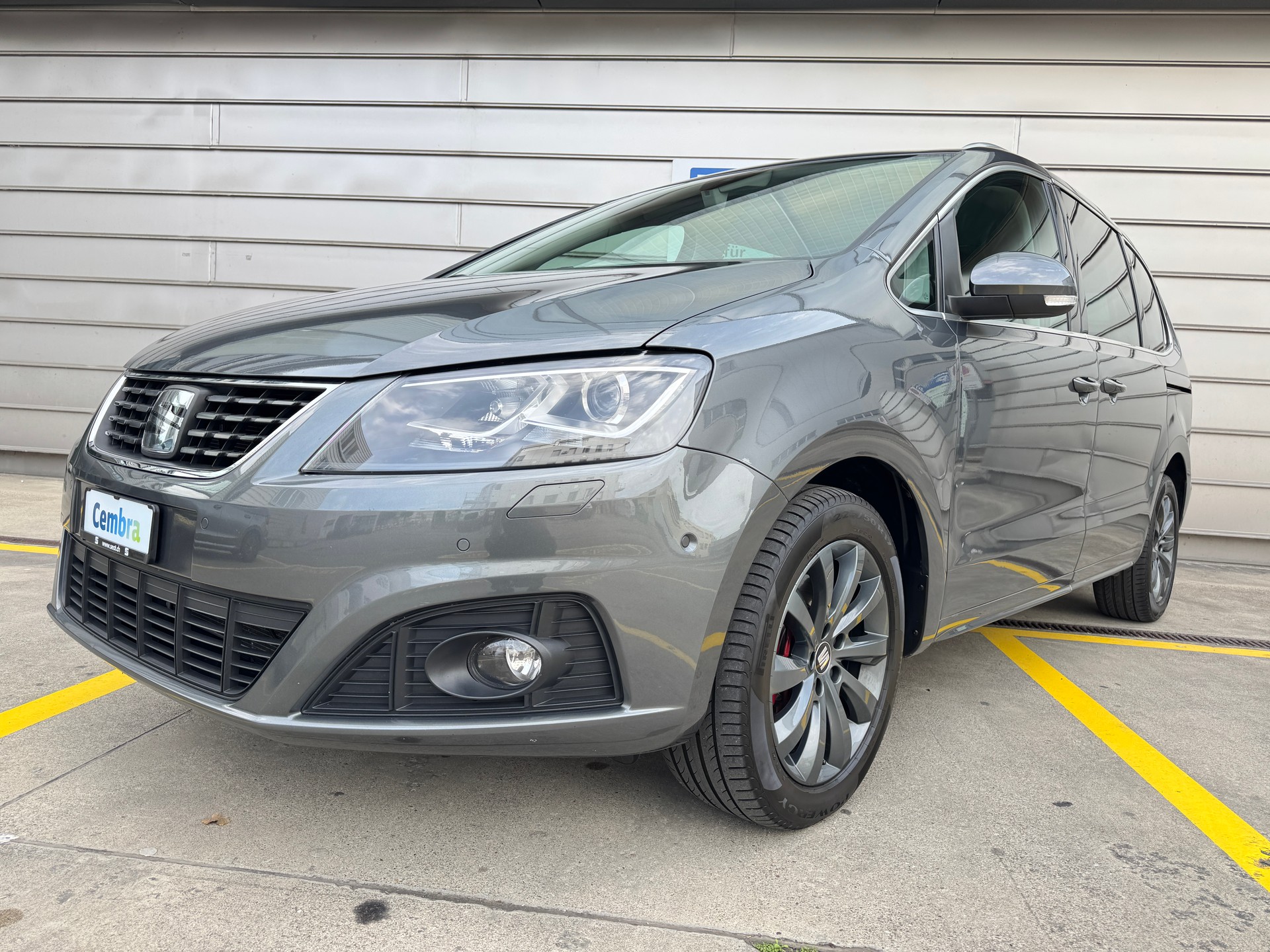 SEAT Alhambra 2.0 TDI 4Drive Style-image-0
