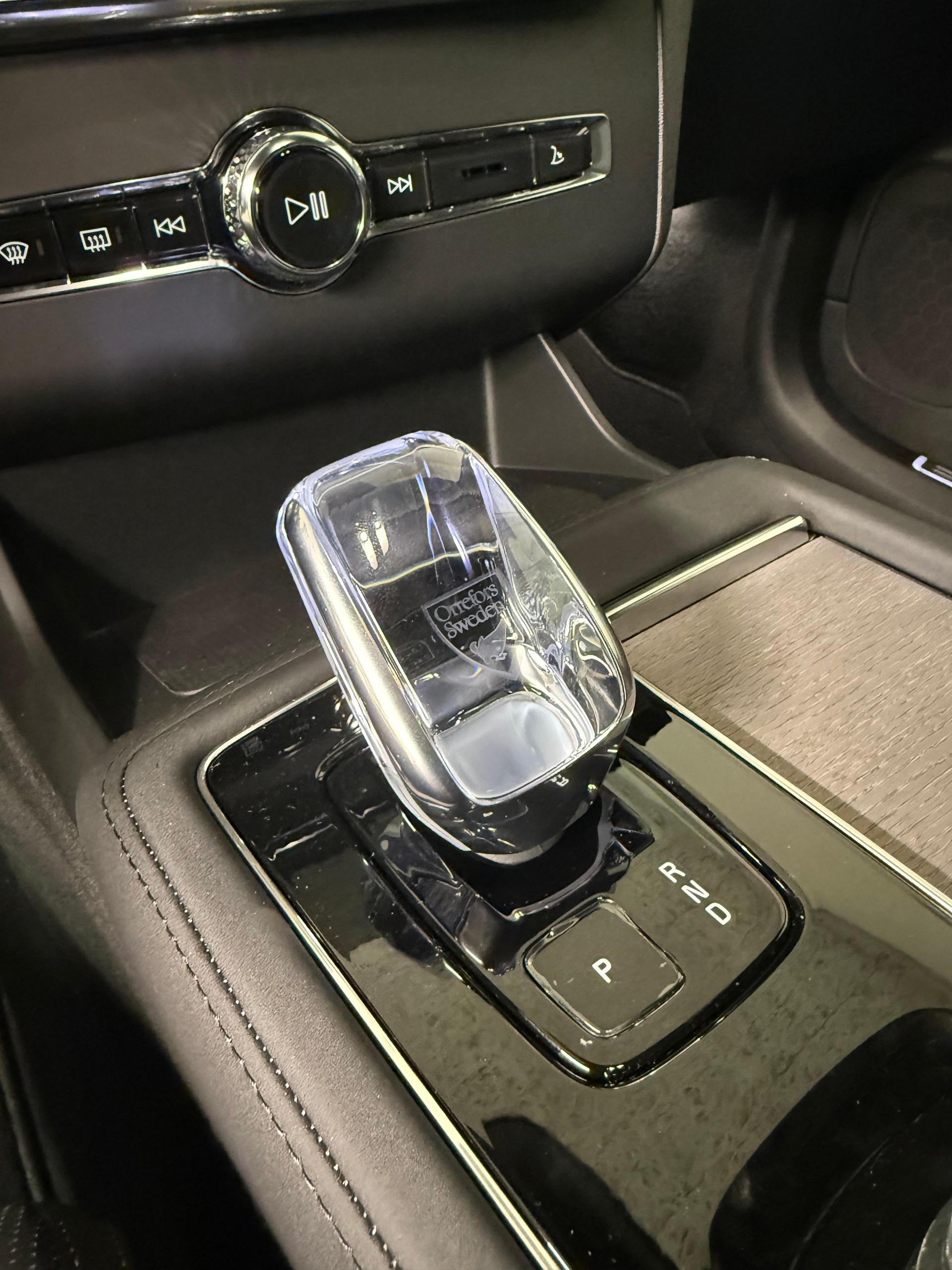 VOLVO XC90 2.0 T8 TE Ultra Dark eAWD-image-16
