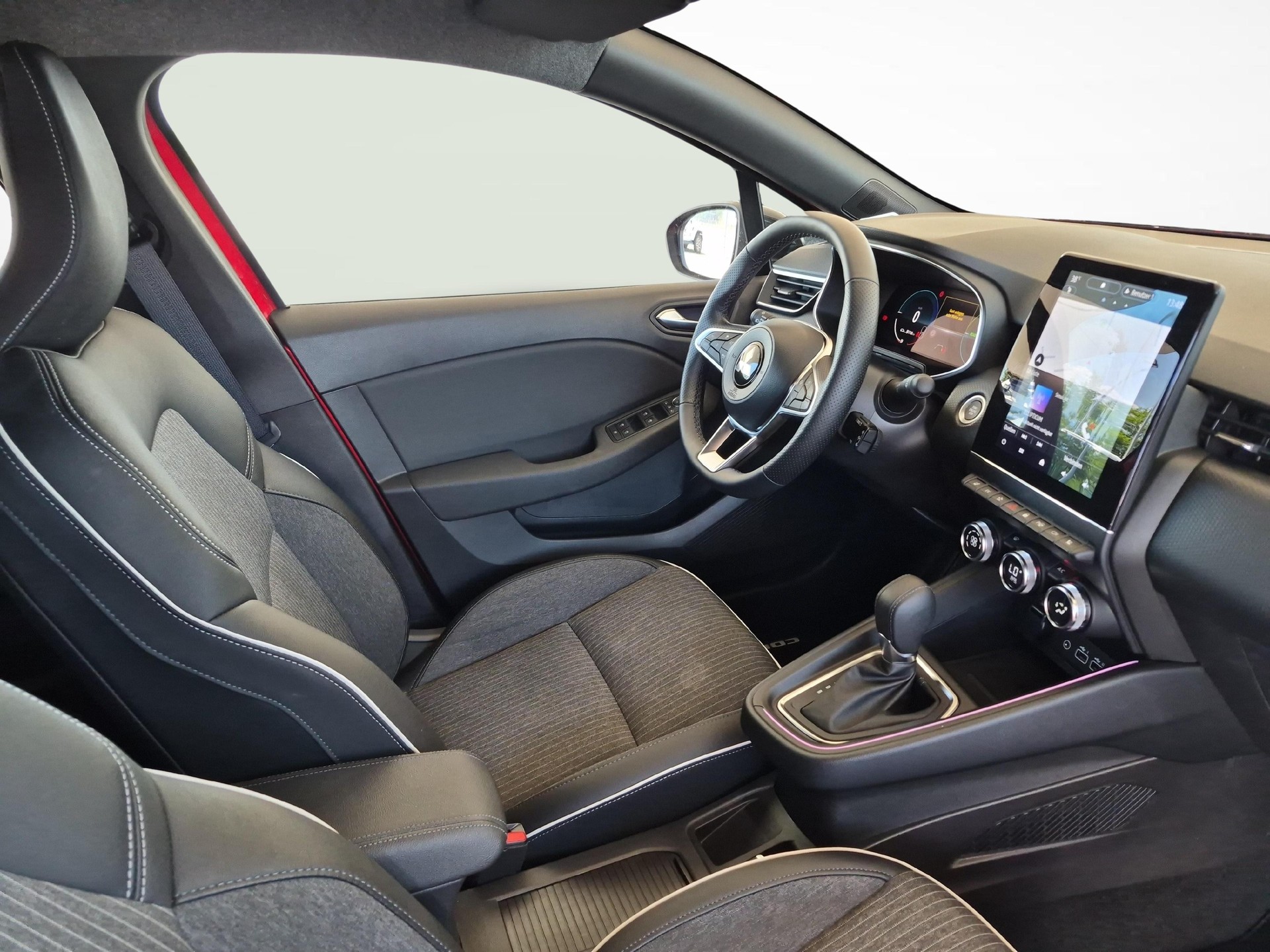 MITSUBISHI Colt 1.6 HEV Instyle-image-9