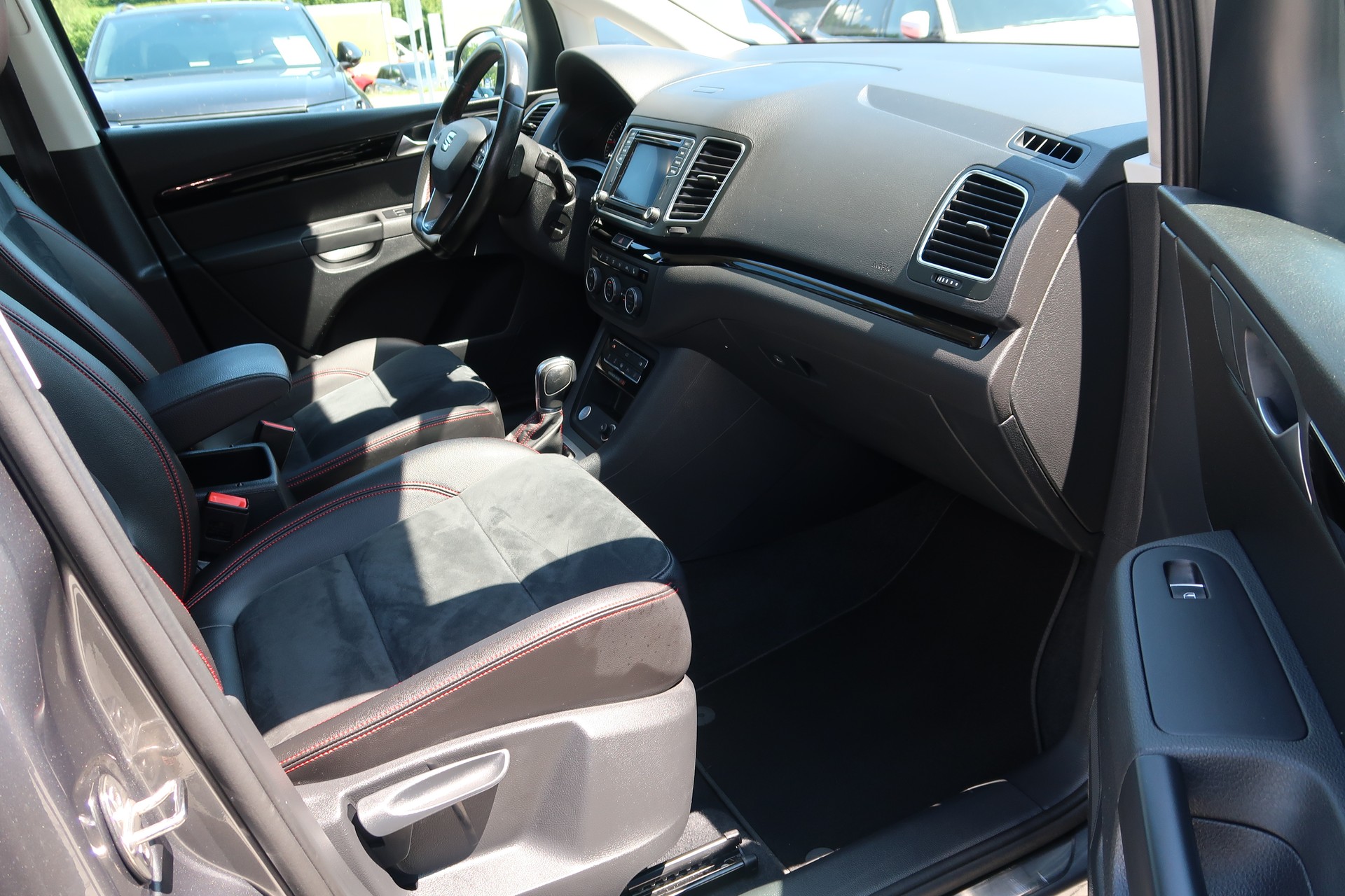SEAT Alhambra 2.0 TDI FR Line 4Drive-image-22
