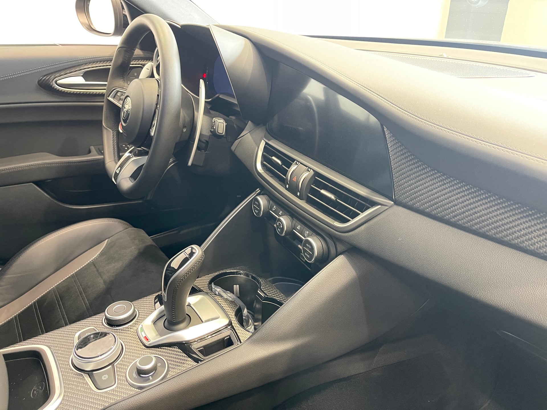 ALFA ROMEO Giulia 2.9 V6 Quadrifoglio *SPARCO*-image-18